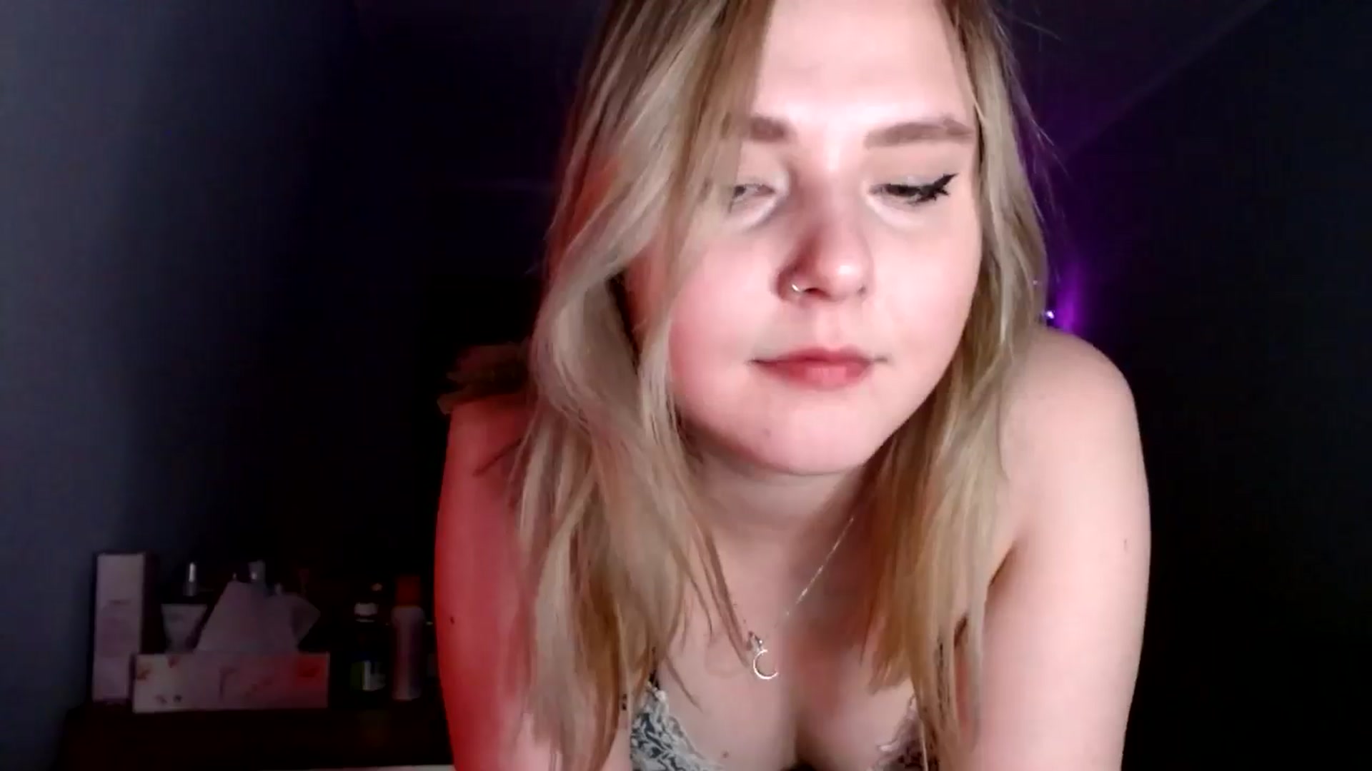 Gallery image thumbnail from Punk_Cake's myfreecams stream on, 06/08/2024, 19:49 image 18 of 20