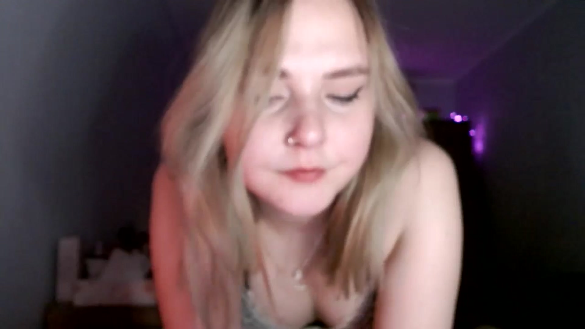 Gallery image thumbnail from Punk_Cake's myfreecams stream on, 06/08/2024, 22:09 image 18 of 20