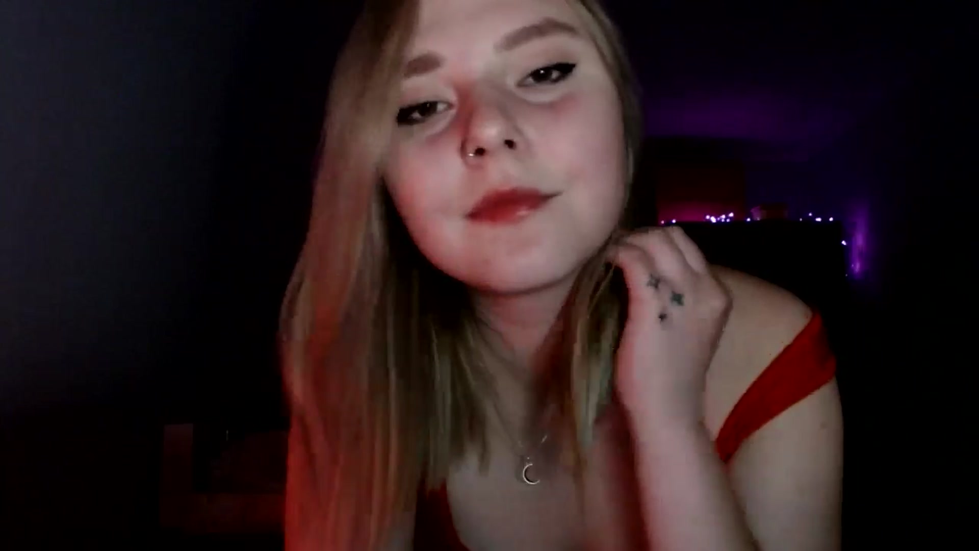 Gallery image thumbnail from Punk_Cake's myfreecams stream on, 06/11/2024, 22:25 image 5 of 20