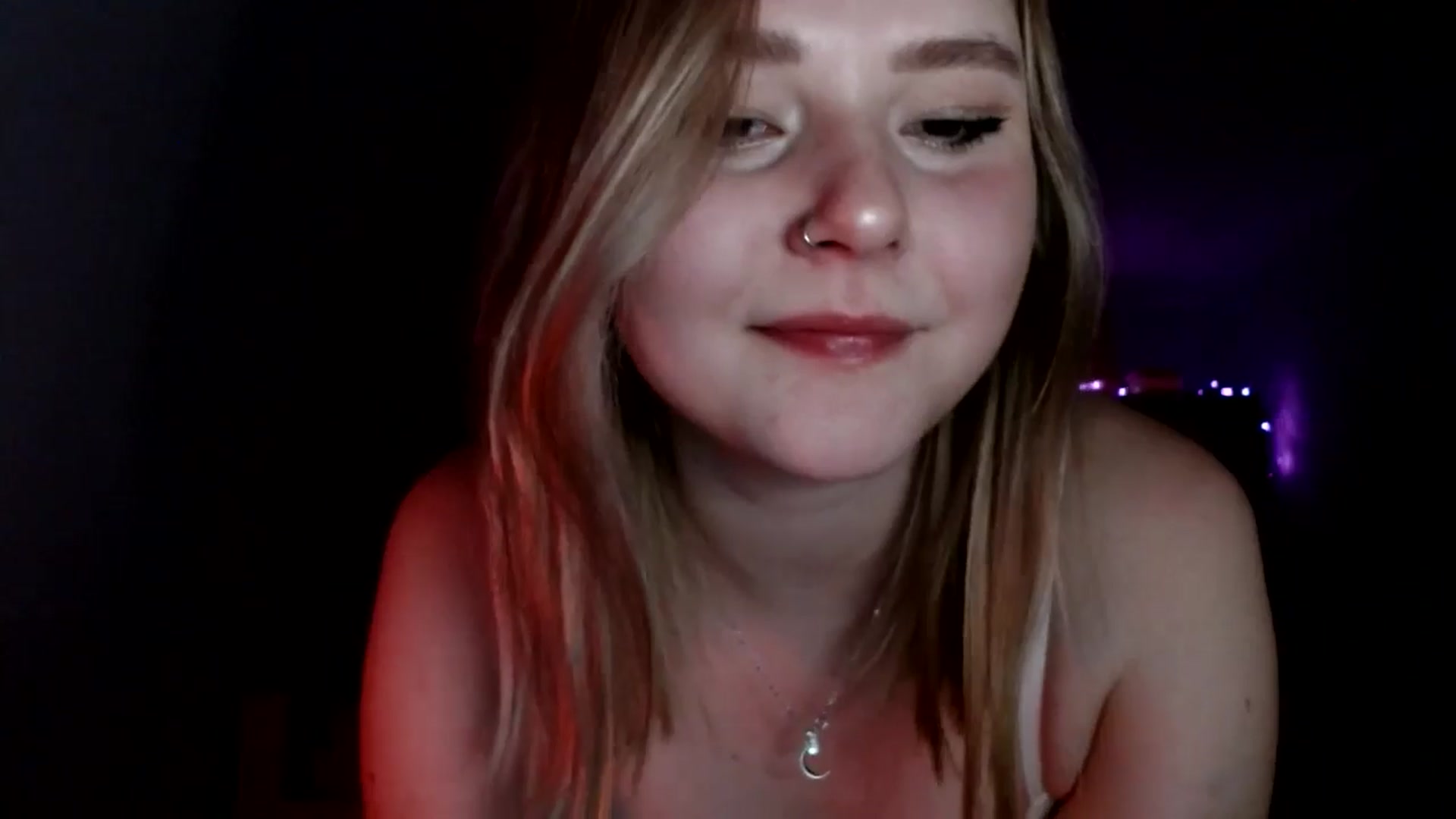 Gallery image thumbnail from Punk_Cake's myfreecams stream on, 06/14/2024, 21:21 image 12 of 20