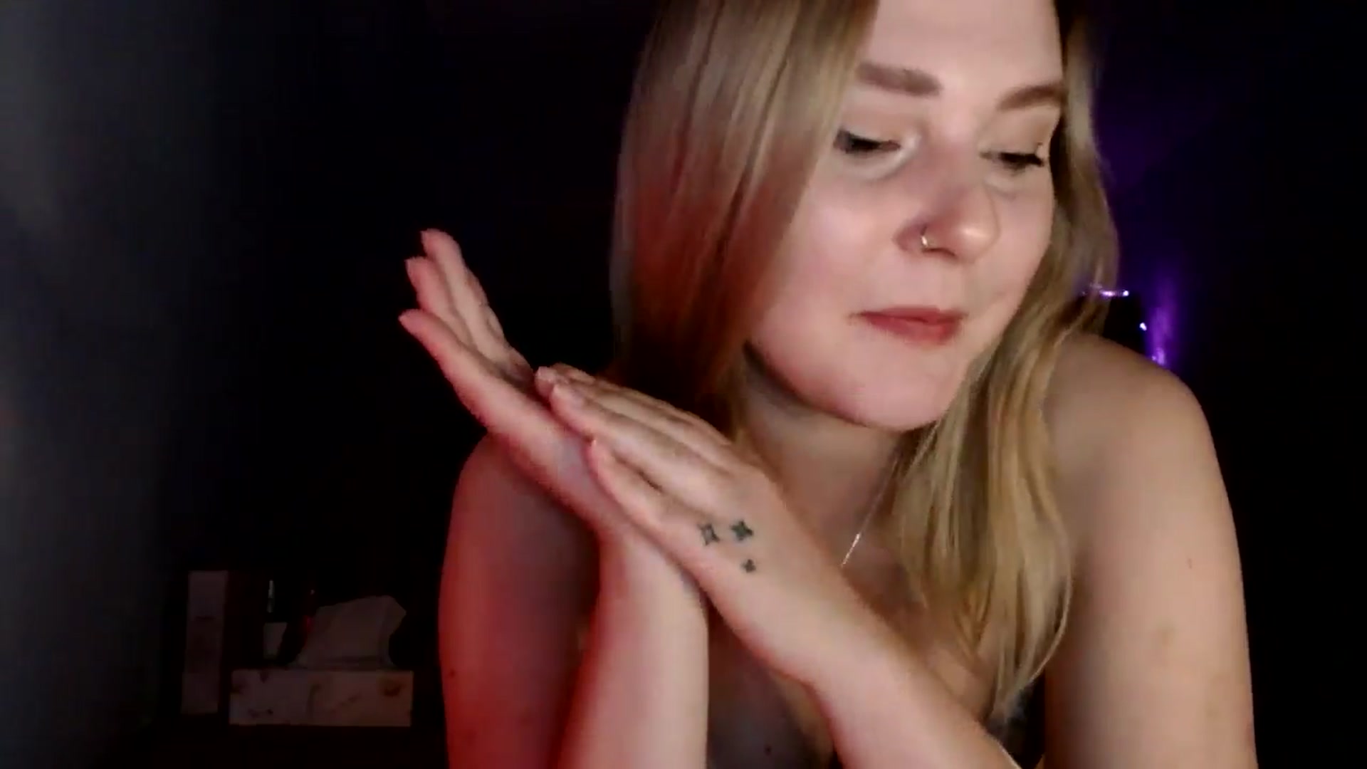 Gallery image thumbnail from Punk_Cake's myfreecams stream on, 06/19/2024, 21:16 image 17 of 20