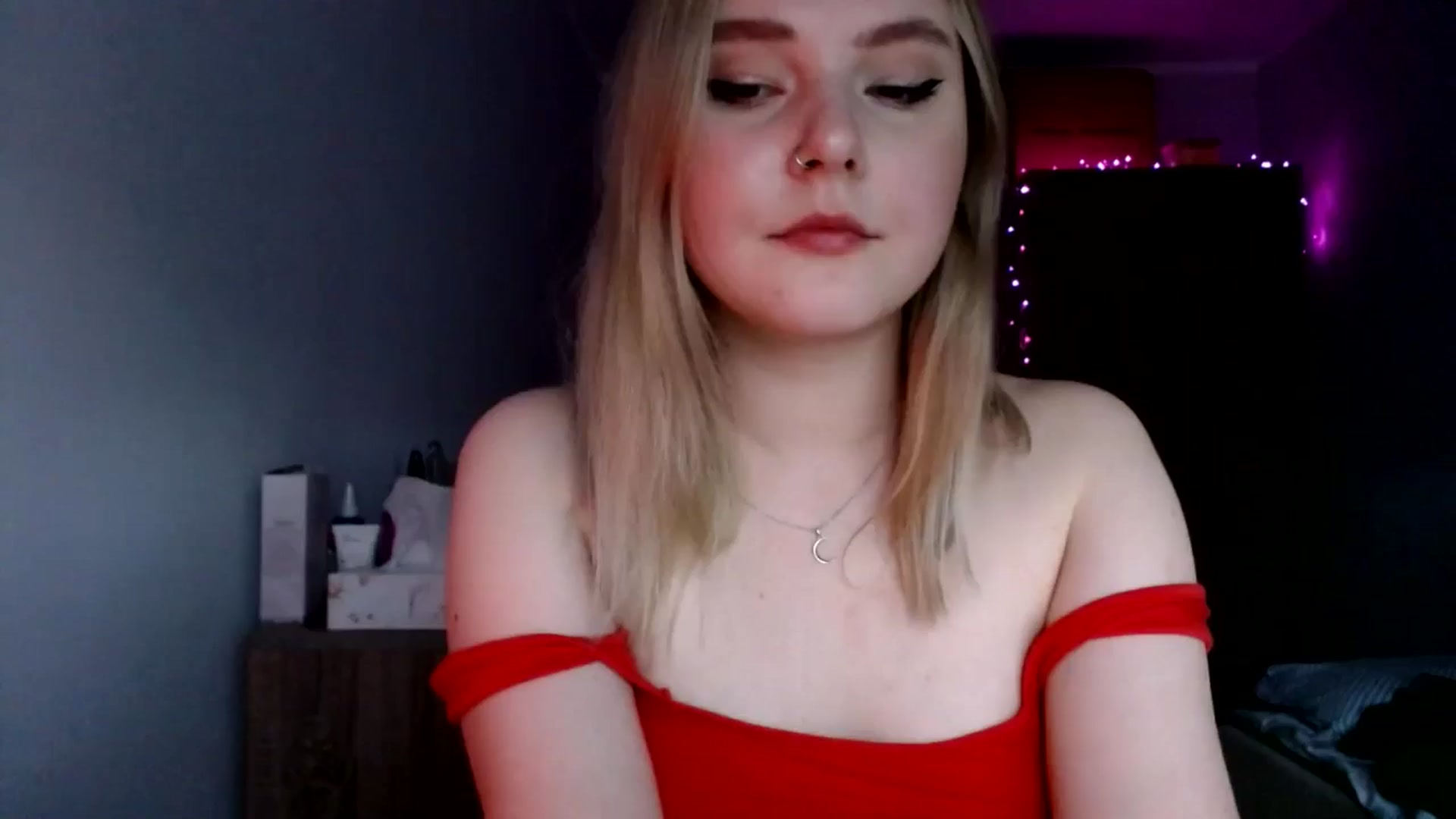 Gallery image thumbnail from Punk_Cake's myfreecams stream on, 06/22/2024, 17:45 image 1 of 20