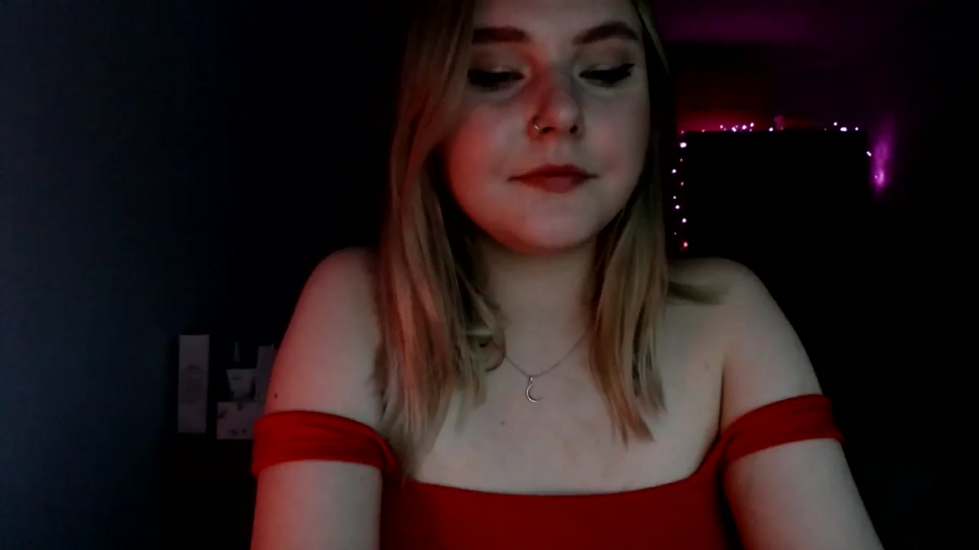 Gallery image thumbnail from Punk_Cake's myfreecams stream on, 06/22/2024, 18:51 image 20 of 20