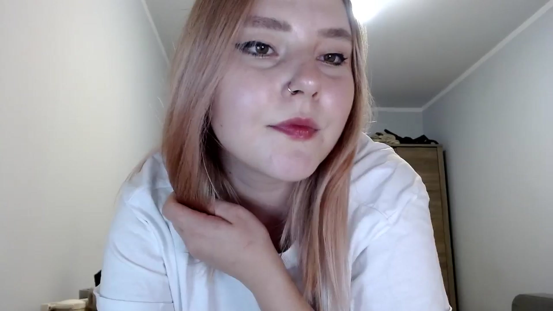 Gallery image thumbnail from Punk_Cake's myfreecams stream on, 07/25/2024, 21:29 image 16 of 20