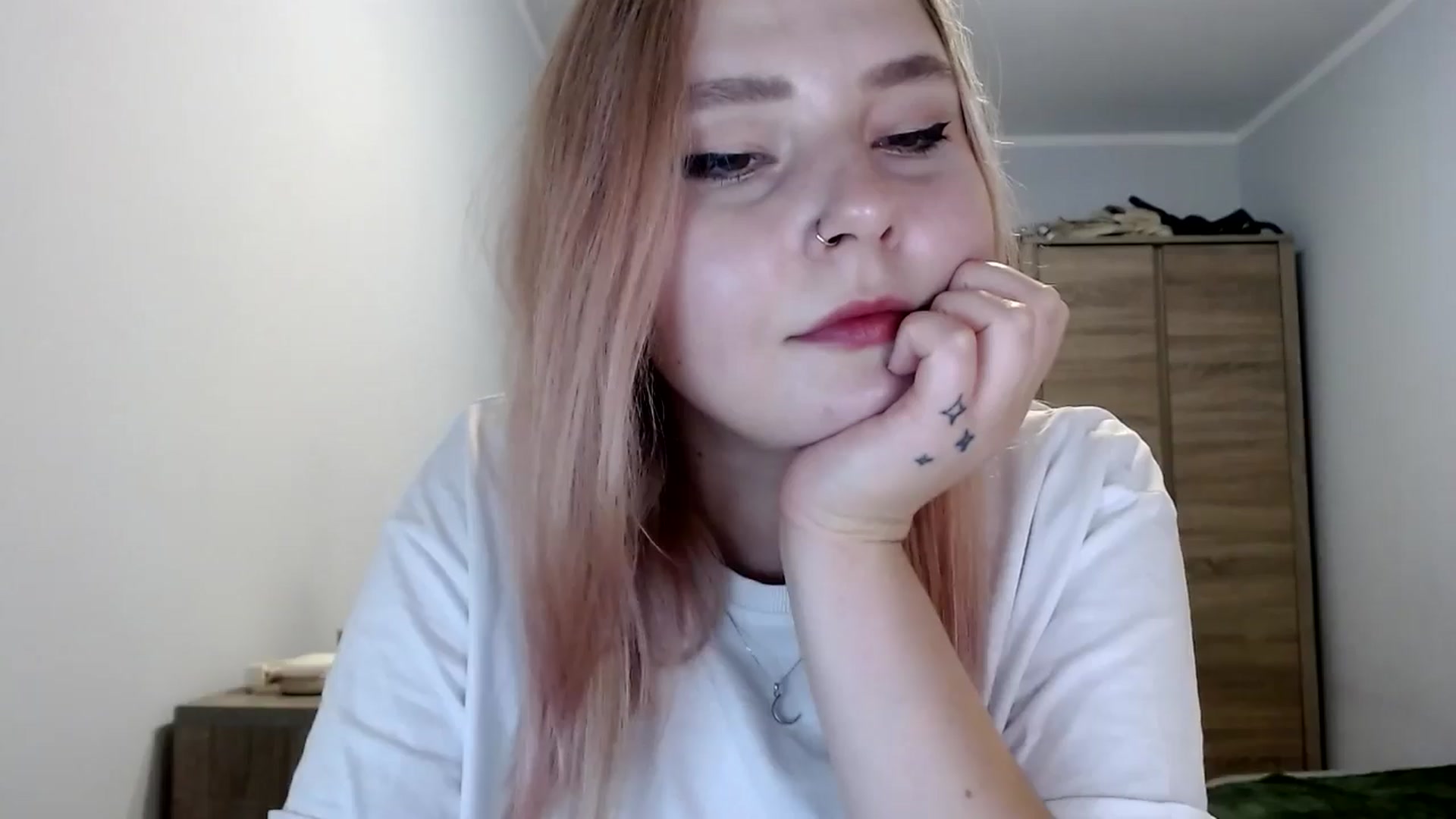 Gallery image thumbnail from Punk_Cake's myfreecams stream on, 07/25/2024, 22:19 image 4 of 20