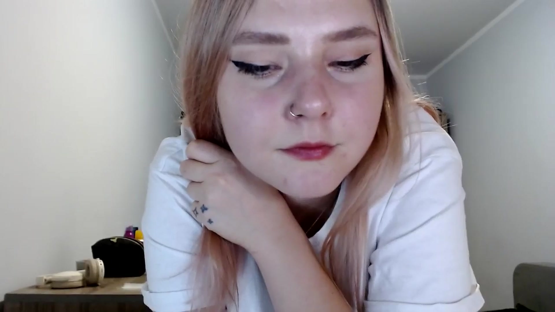 Gallery image thumbnail from Punk_Cake's myfreecams stream on, 07/25/2024, 23:08 image 6 of 20