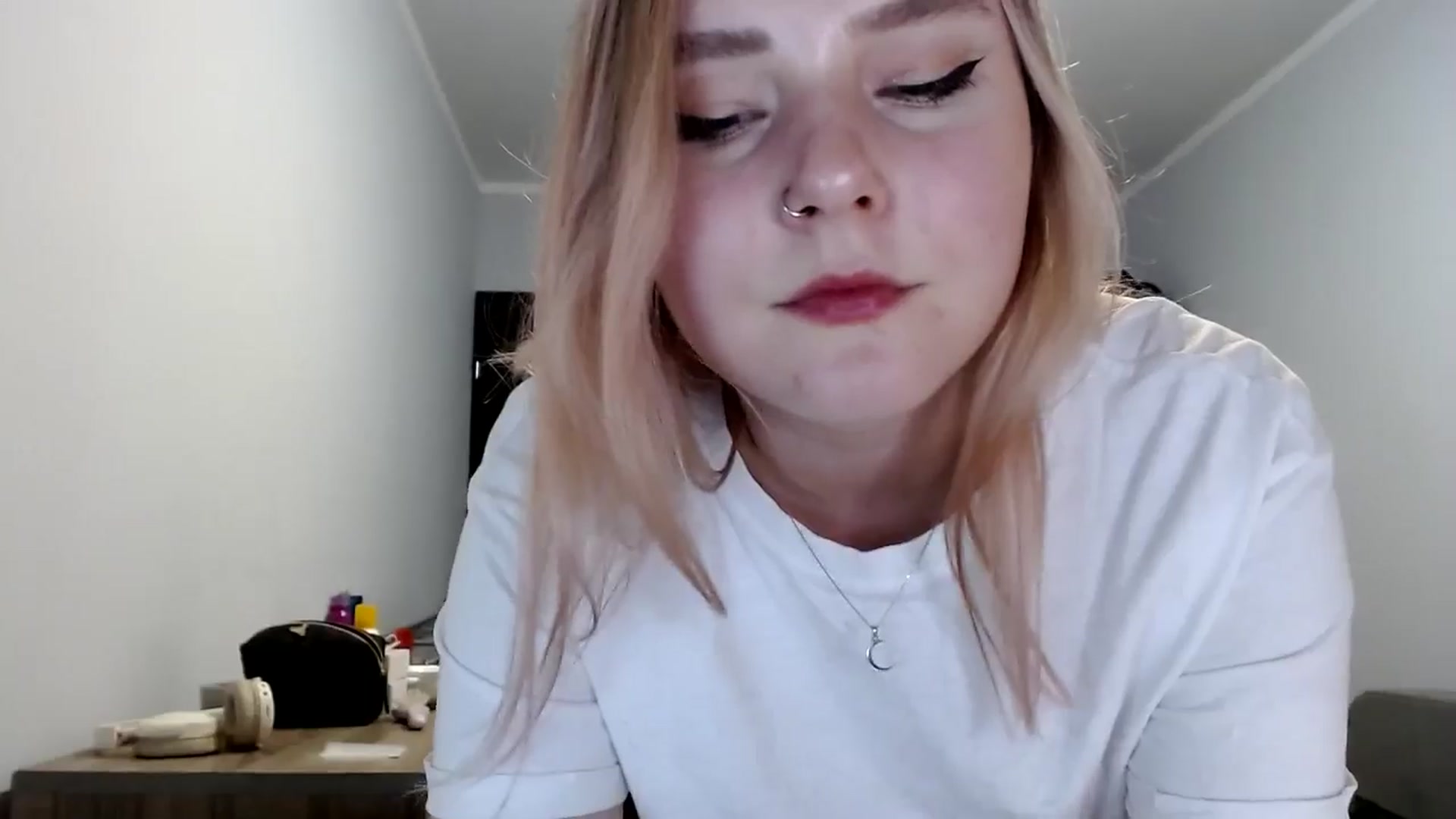 Gallery image thumbnail from Punk_Cake's myfreecams stream on, 07/25/2024, 23:08 image 5 of 20