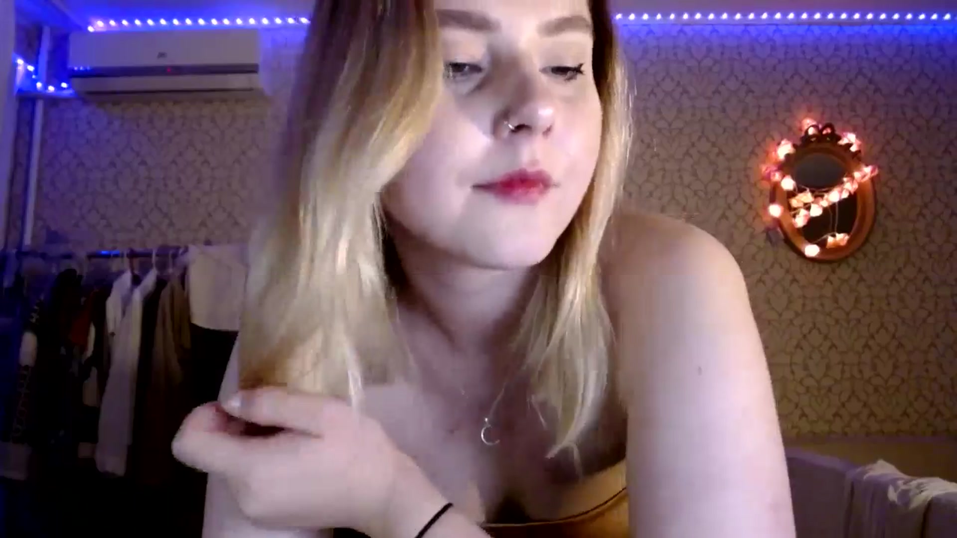 Gallery image thumbnail from Punk_Cake's myfreecams stream on, 08/16/2024, 22:05 image 7 of 20