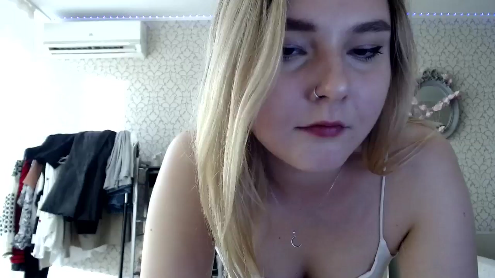 Gallery image thumbnail from Punk_Cake's myfreecams stream on, 08/30/2024, 16:08 image 17 of 20