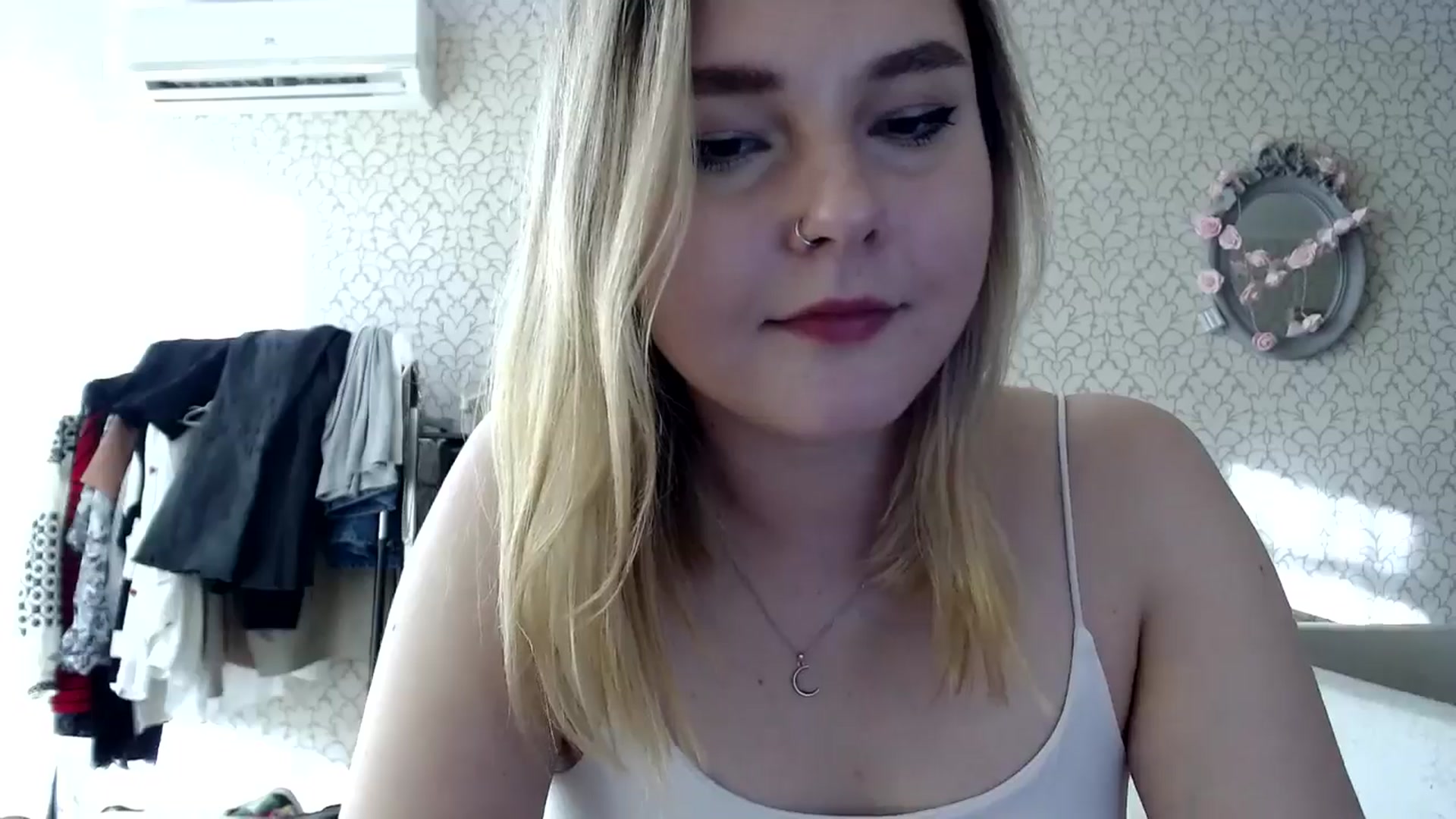 Gallery image thumbnail from Punk_Cake's myfreecams stream on, 08/30/2024, 16:08 image 13 of 20