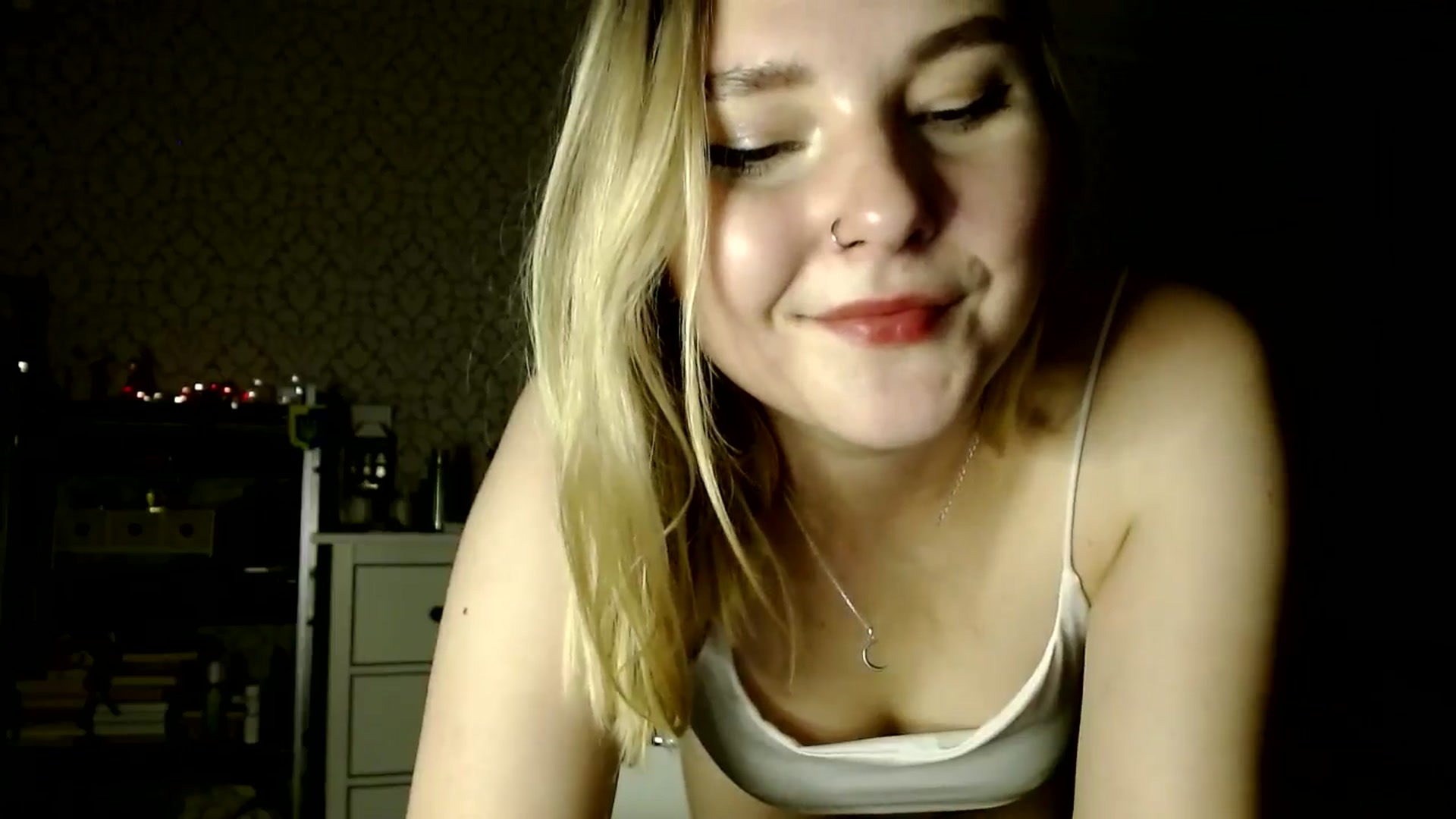 Gallery image thumbnail from Punk_Cake's myfreecams stream on, 08/30/2024, 17:35 image 16 of 20
