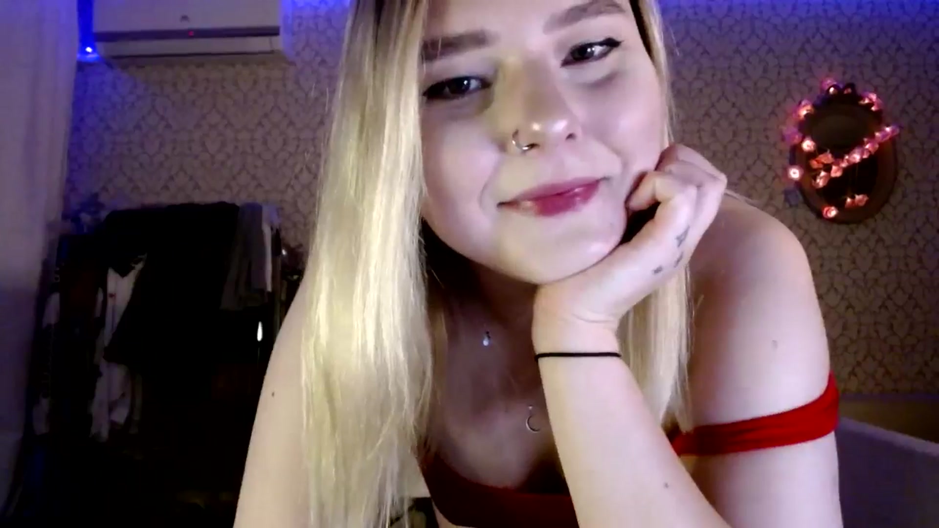 Gallery image thumbnail from Punk_Cake's myfreecams stream on, 08/31/2024, 19:04 image 7 of 20