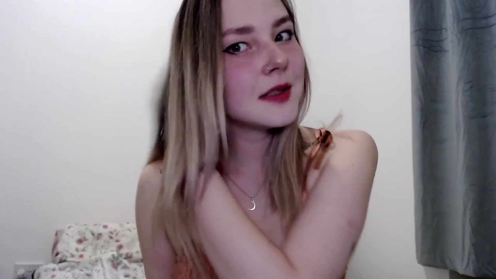 Gallery image thumbnail from Punk_Cake's myfreecams stream on, 04/14/2025, 24:34 image 2 of 20