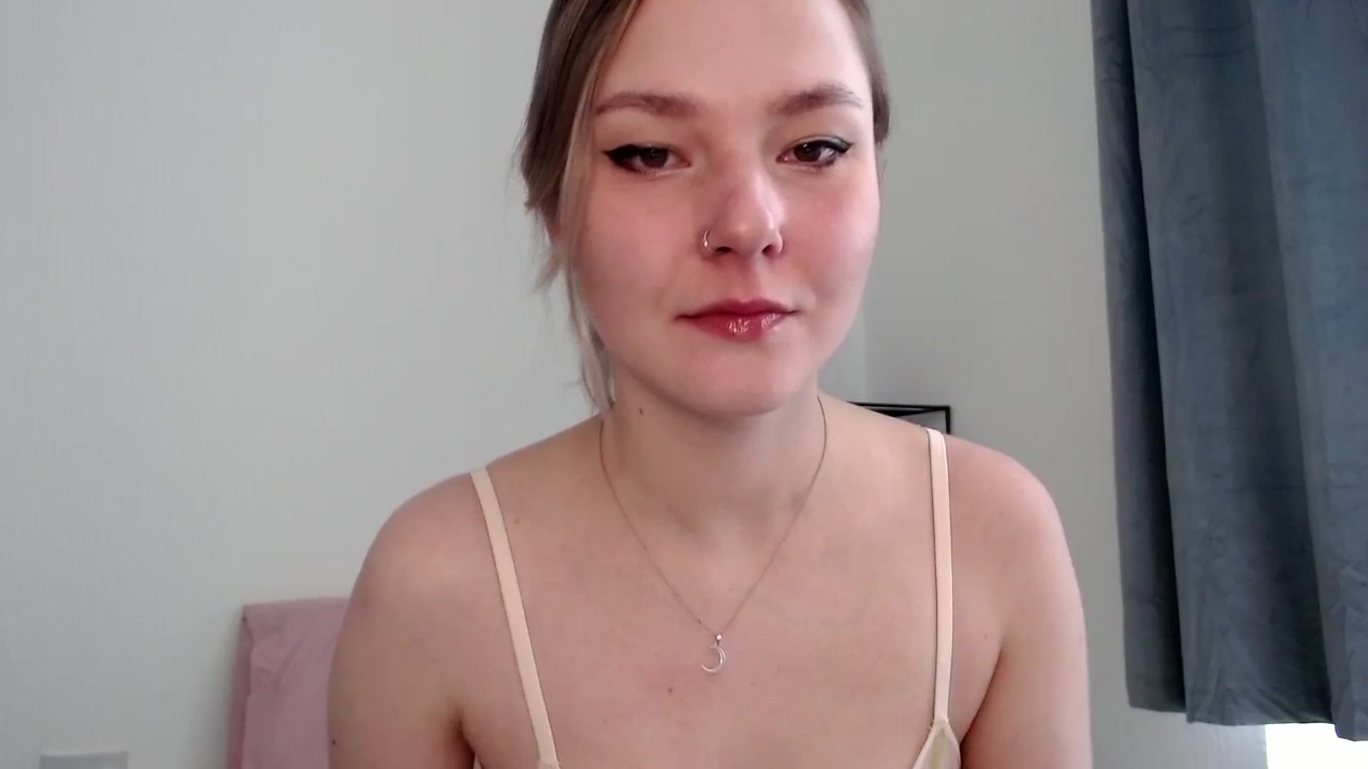 Gallery image thumbnail from Punk_Cake's myfreecams stream on, 04/20/2025, 08:43 image 20 of 20