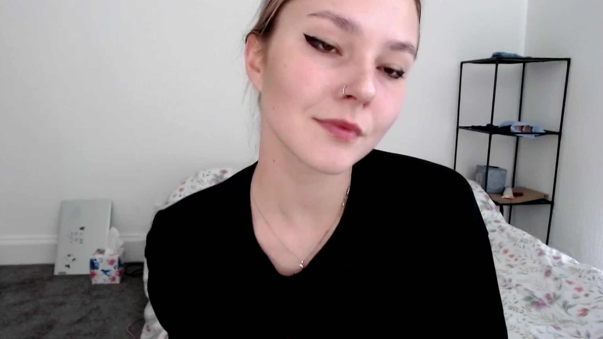 Gallery image thumbnail from Punk_Cake's myfreecams stream on, 04/28/2025, 12:08 image 4 of 20