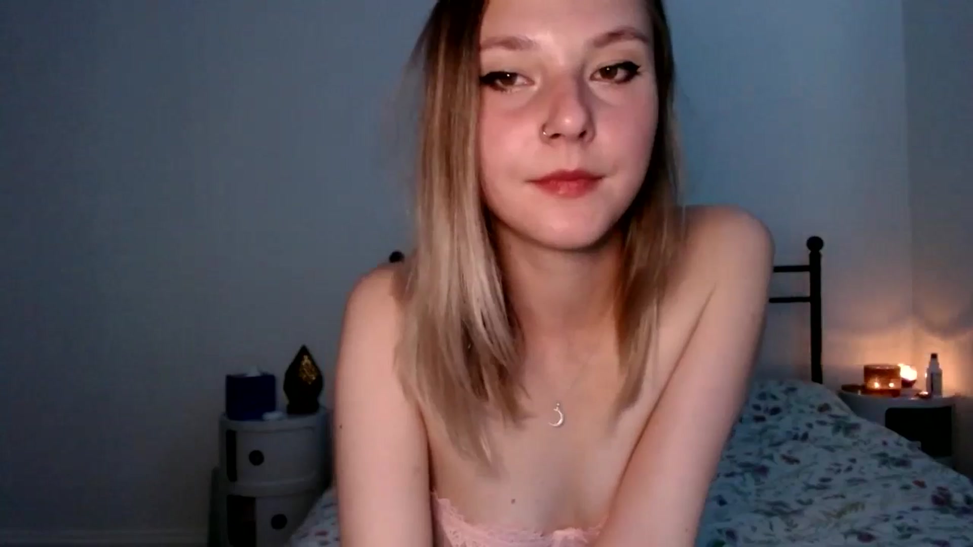 Gallery image thumbnail from Punk_Cake's myfreecams stream on, 08/16/2025, 23:56 image 12 of 20