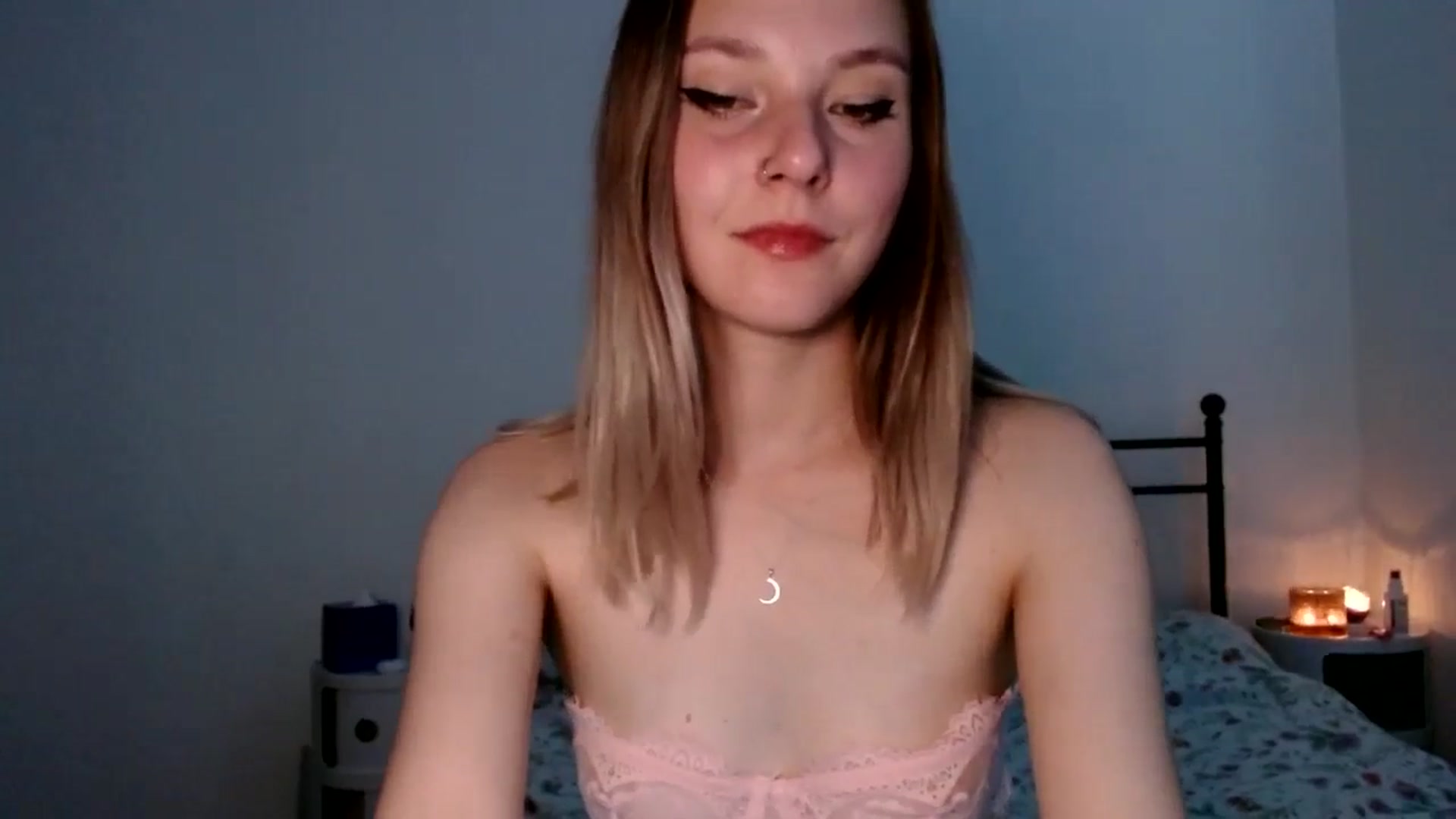 Gallery image thumbnail from Punk_Cake's myfreecams stream on, 08/17/2025, 01:19 image 5 of 20