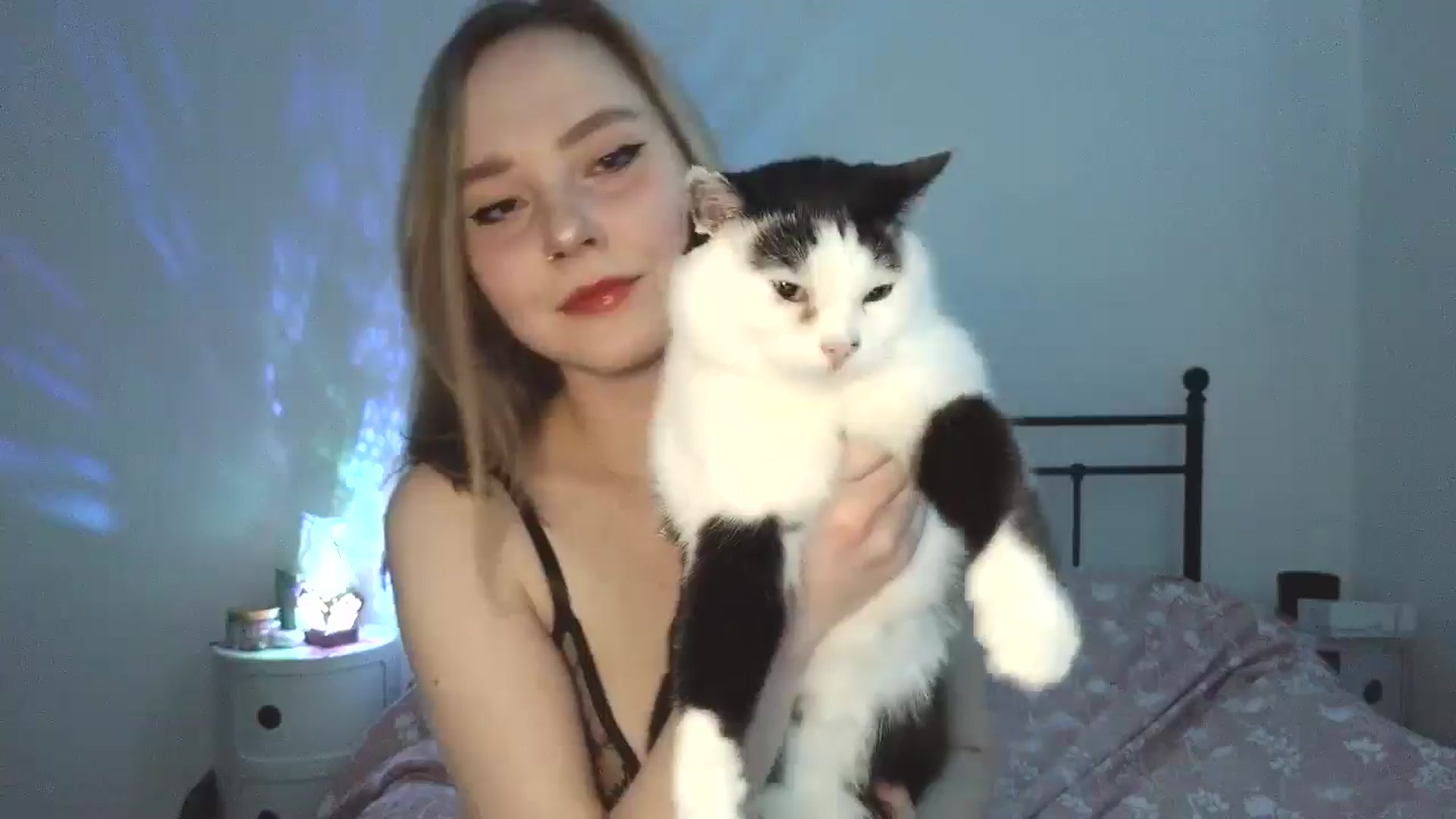 Gallery image thumbnail from Punk_Cake's myfreecams stream on, 03/10/2026, 02:06 image 6 of 20
