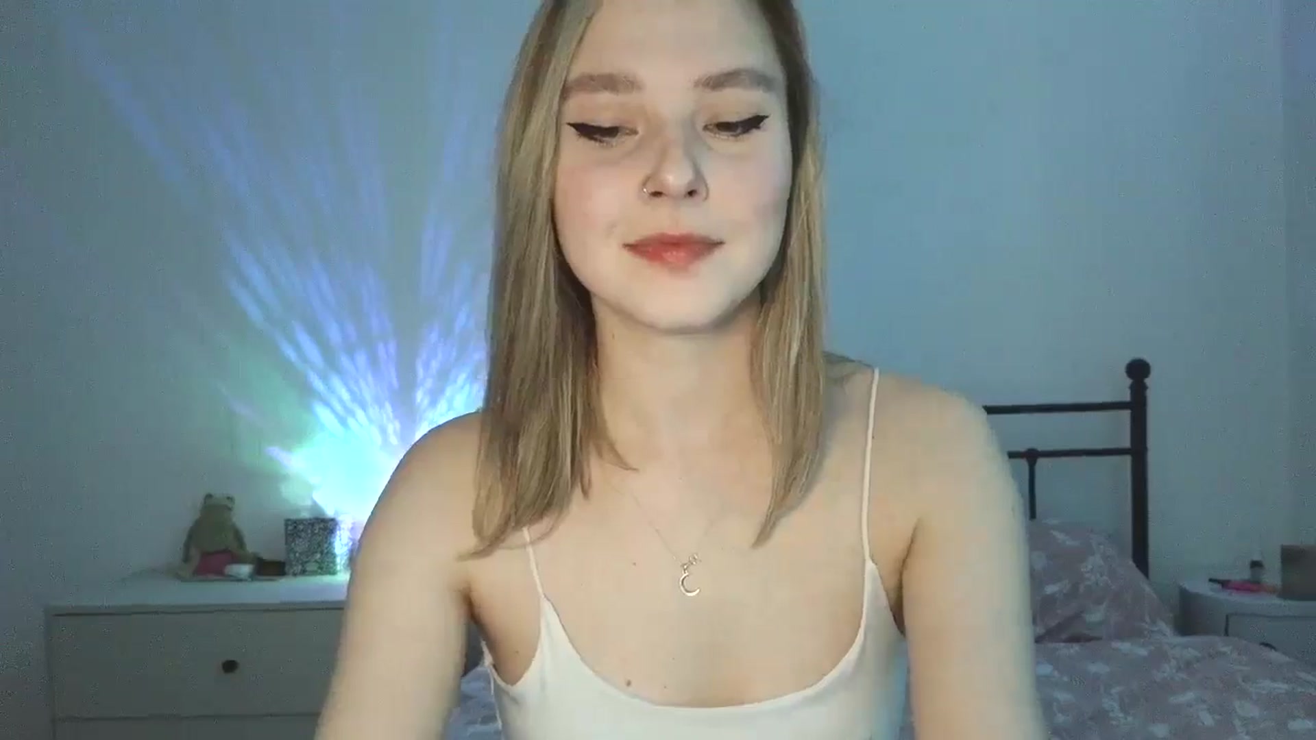 Gallery image thumbnail from Punk_Cake's myfreecams stream on, 04/19/2026, 23:34 image 5 of 20