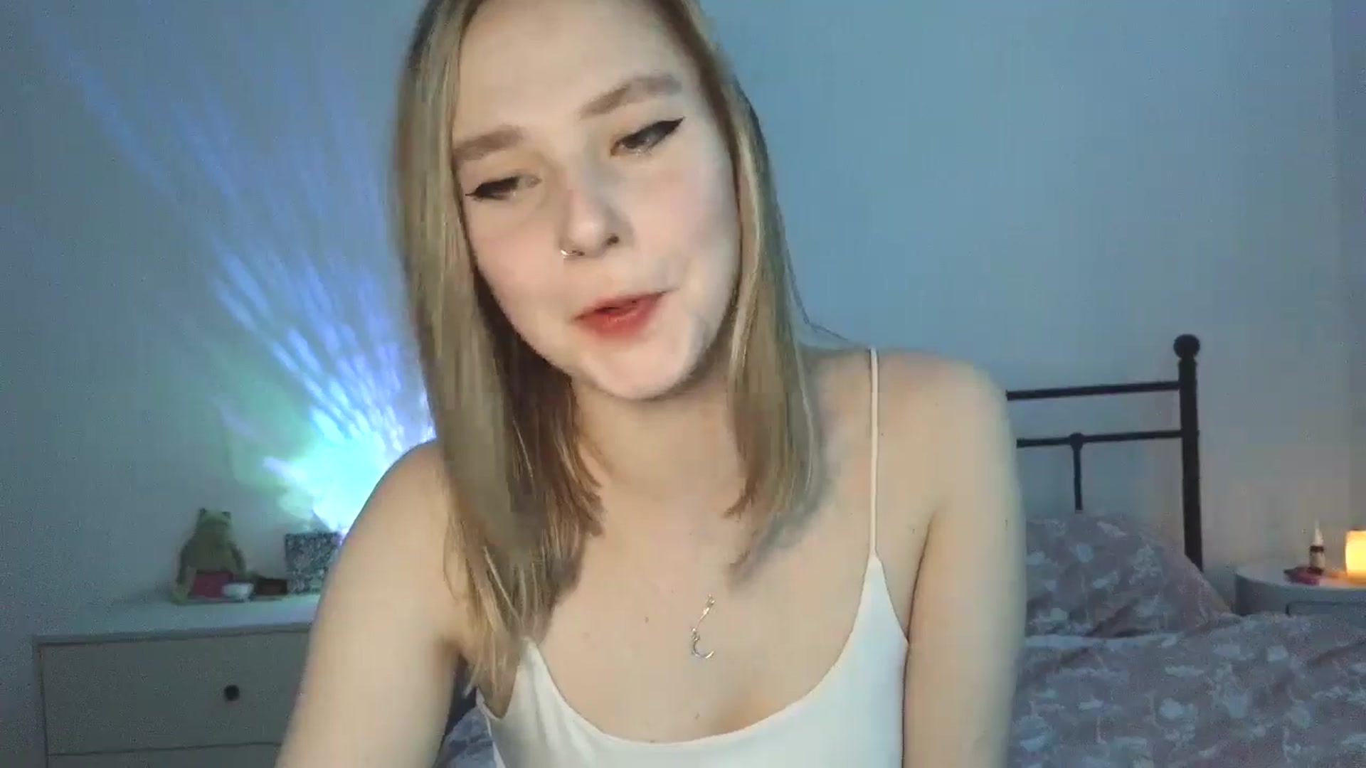 Gallery image thumbnail from Punk_Cake's myfreecams stream on, 04/20/2026, 01:14 image 7 of 20