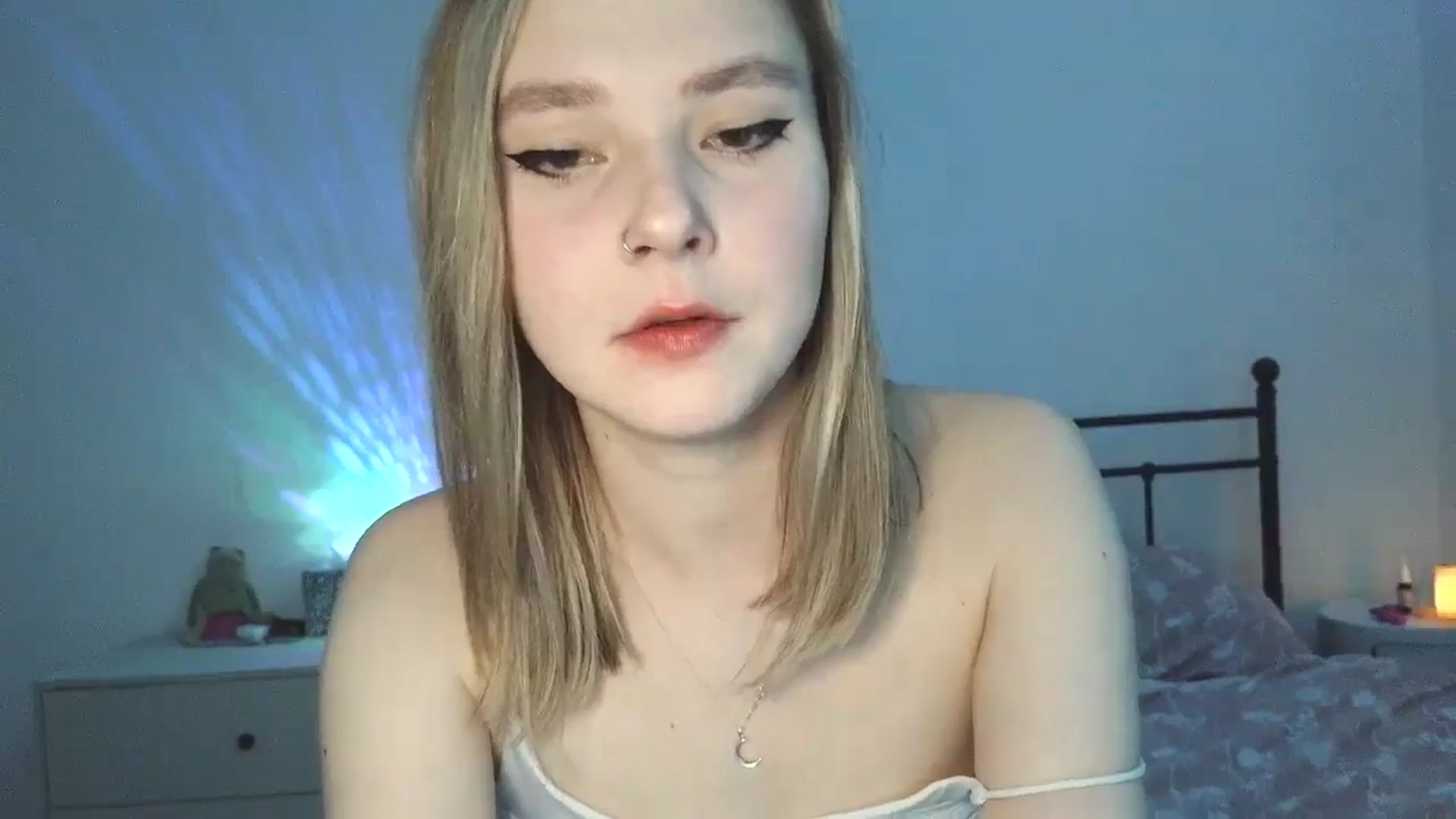 Gallery image thumbnail from Punk_Cake's myfreecams stream on, 04/20/2026, 01:14 image 5 of 20