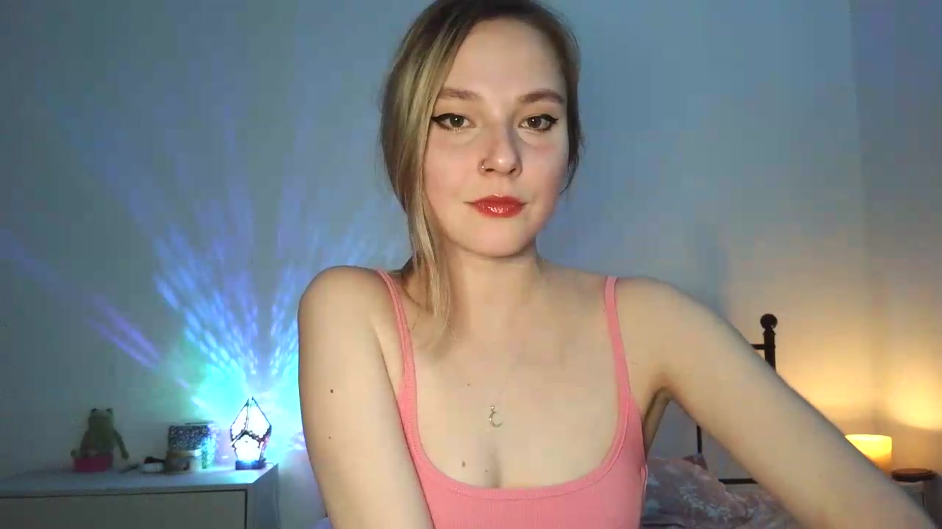 Gallery image thumbnail from Punk_Cake's myfreecams stream on, 05/30/2026, 02:05 image 16 of 20