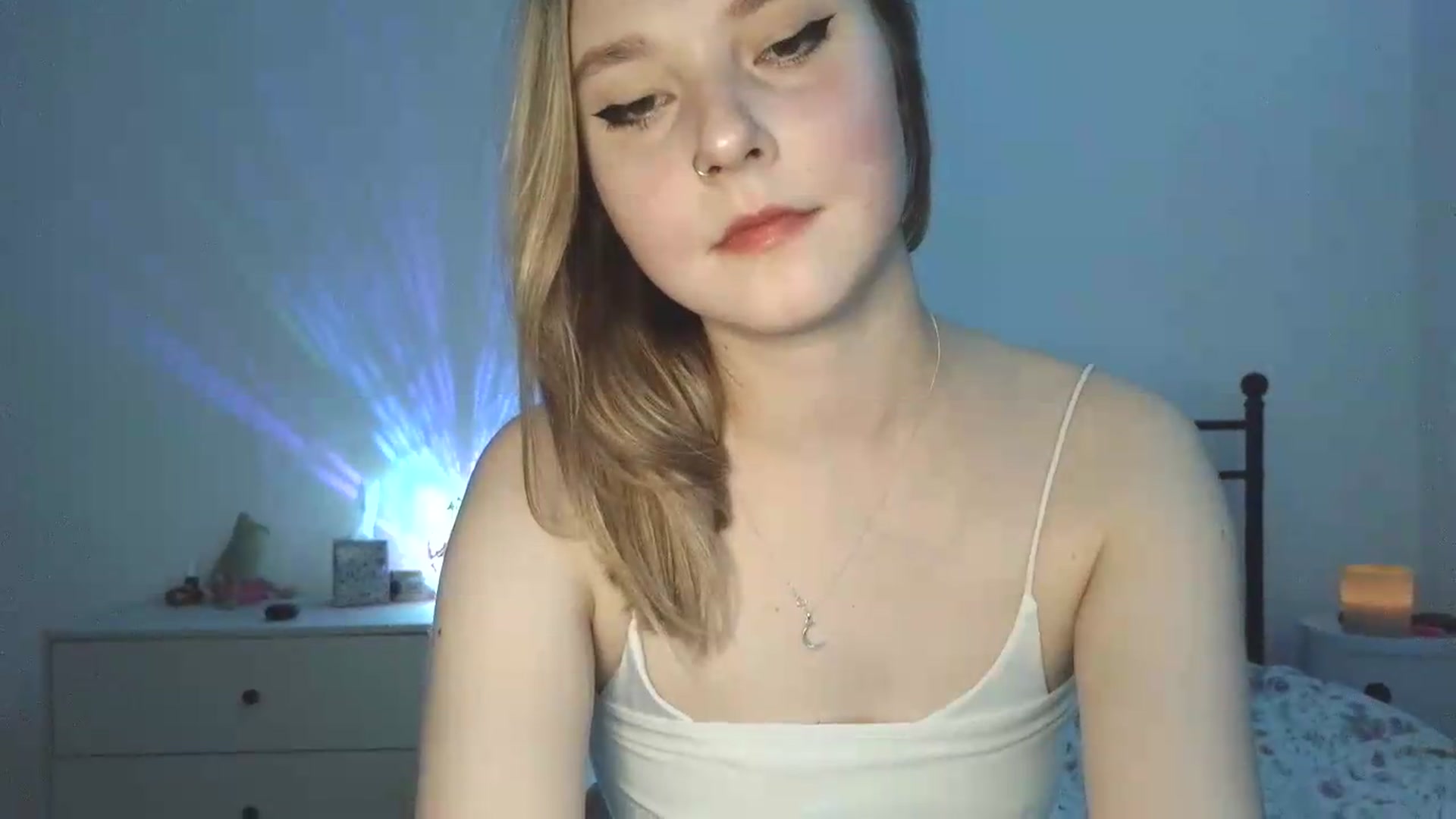 Gallery image thumbnail from Punk_Cake's myfreecams stream on, 06/28/2026, 24:42 image 14 of 20