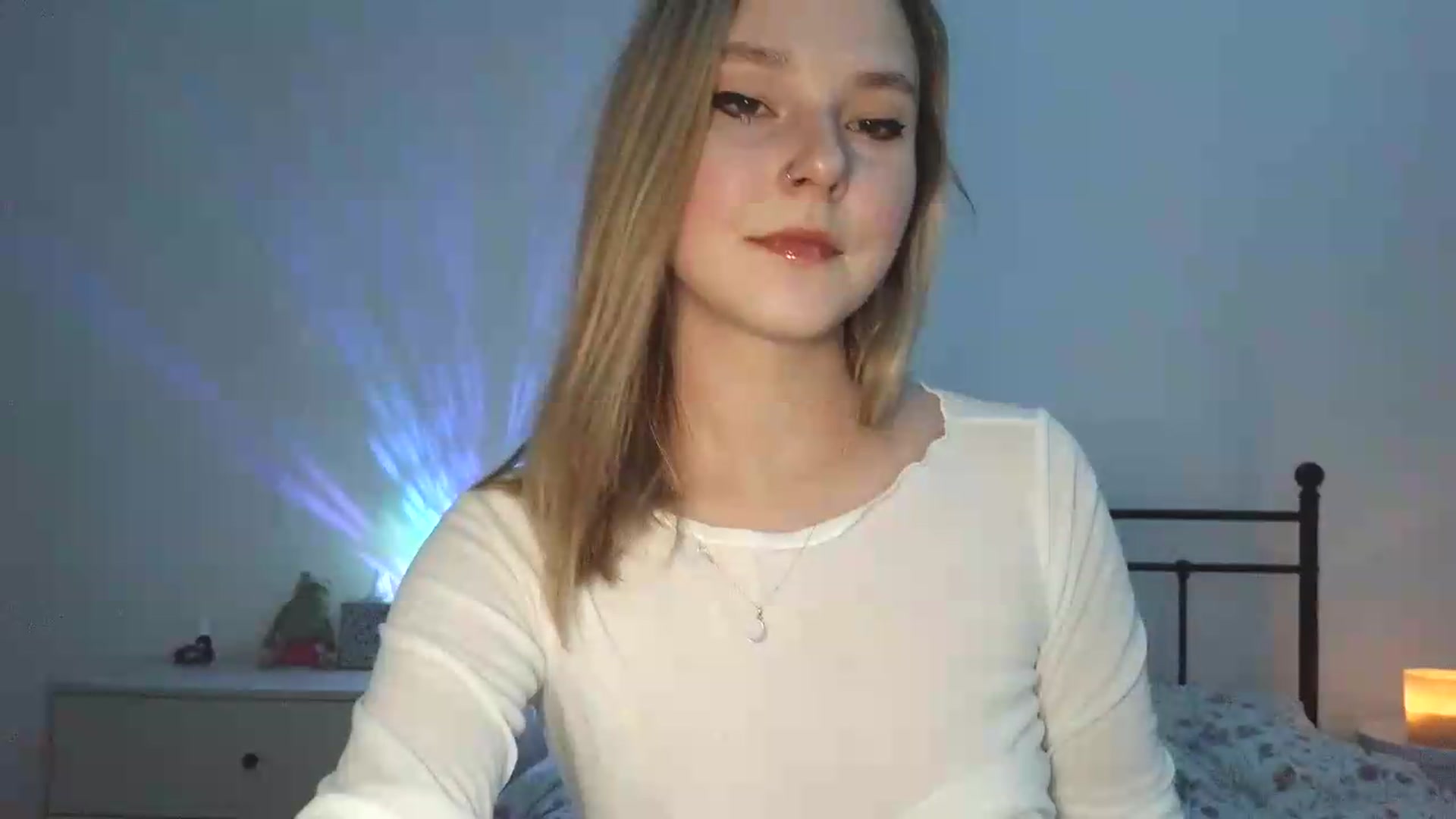 Gallery image thumbnail from Punk_Cake's myfreecams stream on, 06/29/2026, 23:08 image 15 of 20