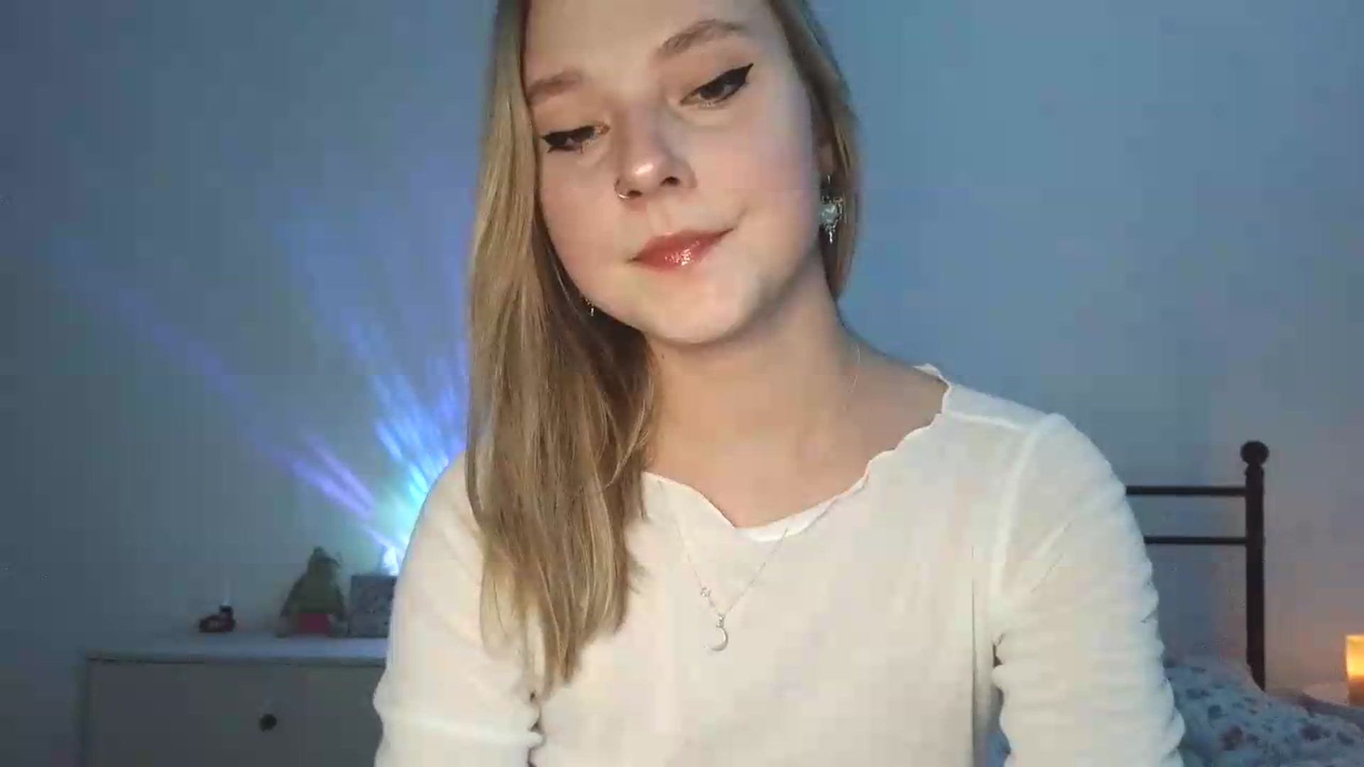 Gallery image thumbnail from Punk_Cake's myfreecams stream on, 06/29/2026, 23:08 image 5 of 20