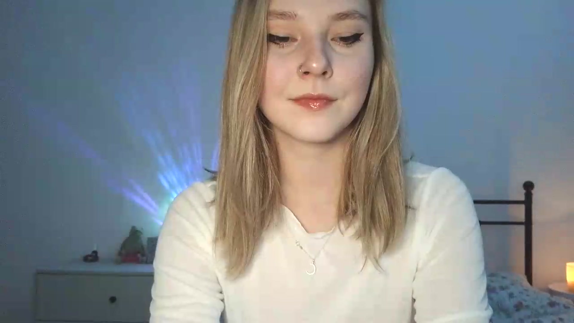 Gallery image thumbnail from Punk_Cake's myfreecams stream on, 06/29/2026, 23:08 image 3 of 20