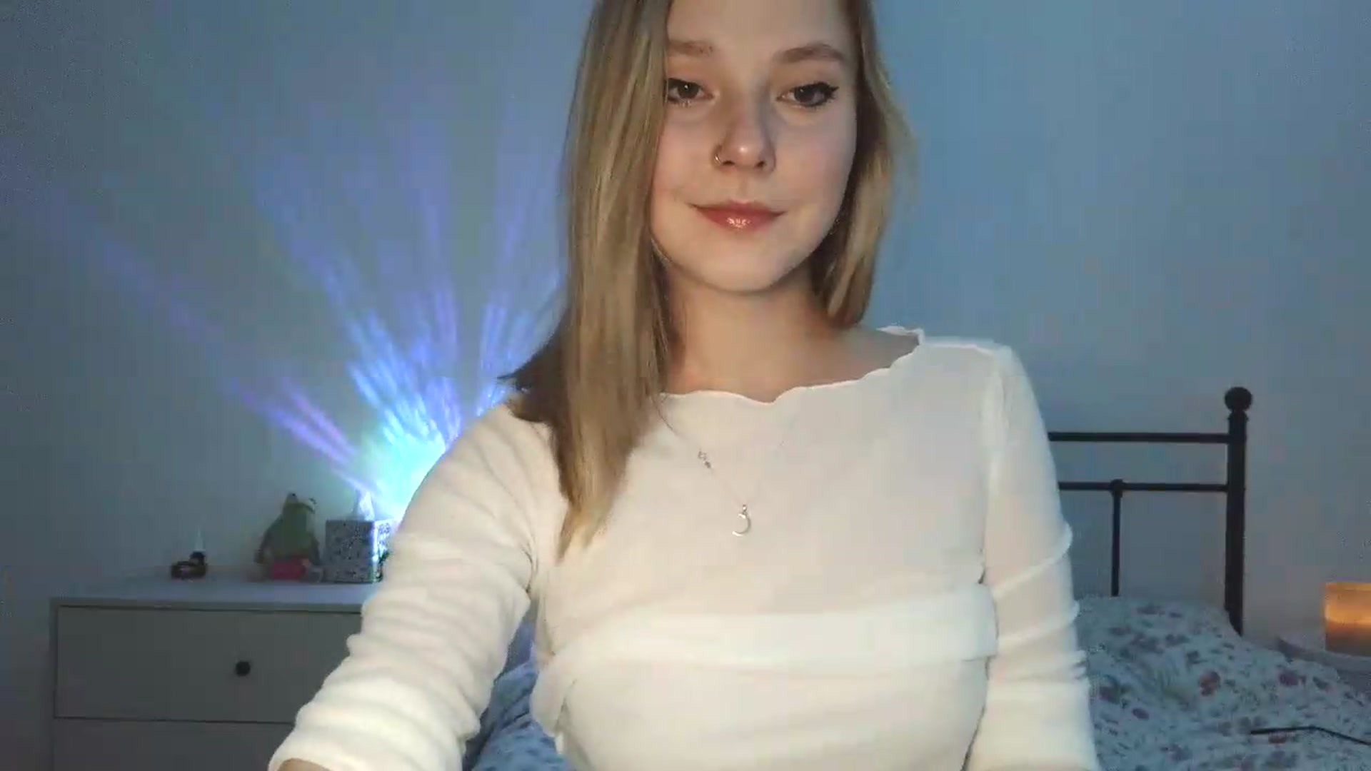 Gallery image thumbnail from Punk_Cake's myfreecams stream on, 06/30/2026, 24:02 image 6 of 20