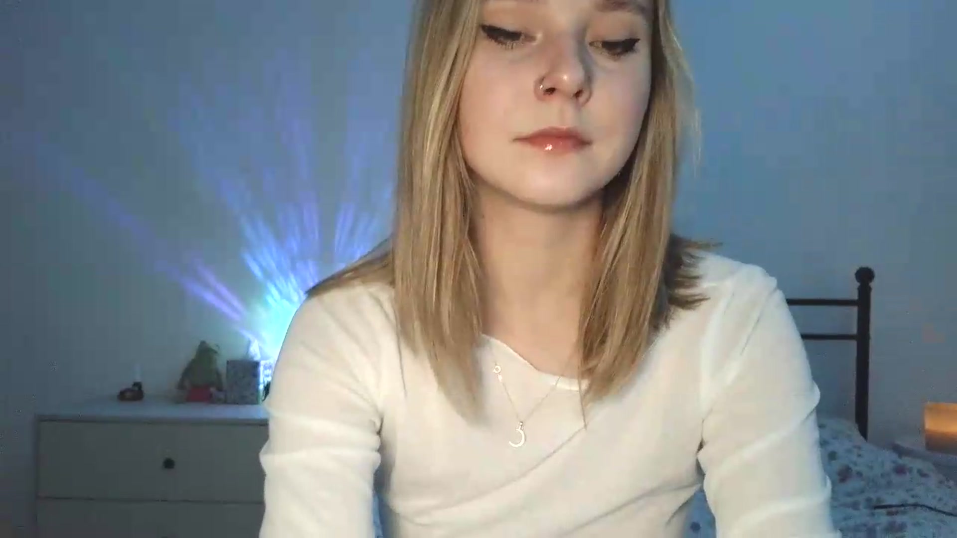 Gallery image thumbnail from Punk_Cake's myfreecams stream on, 06/30/2026, 24:02 image 5 of 20