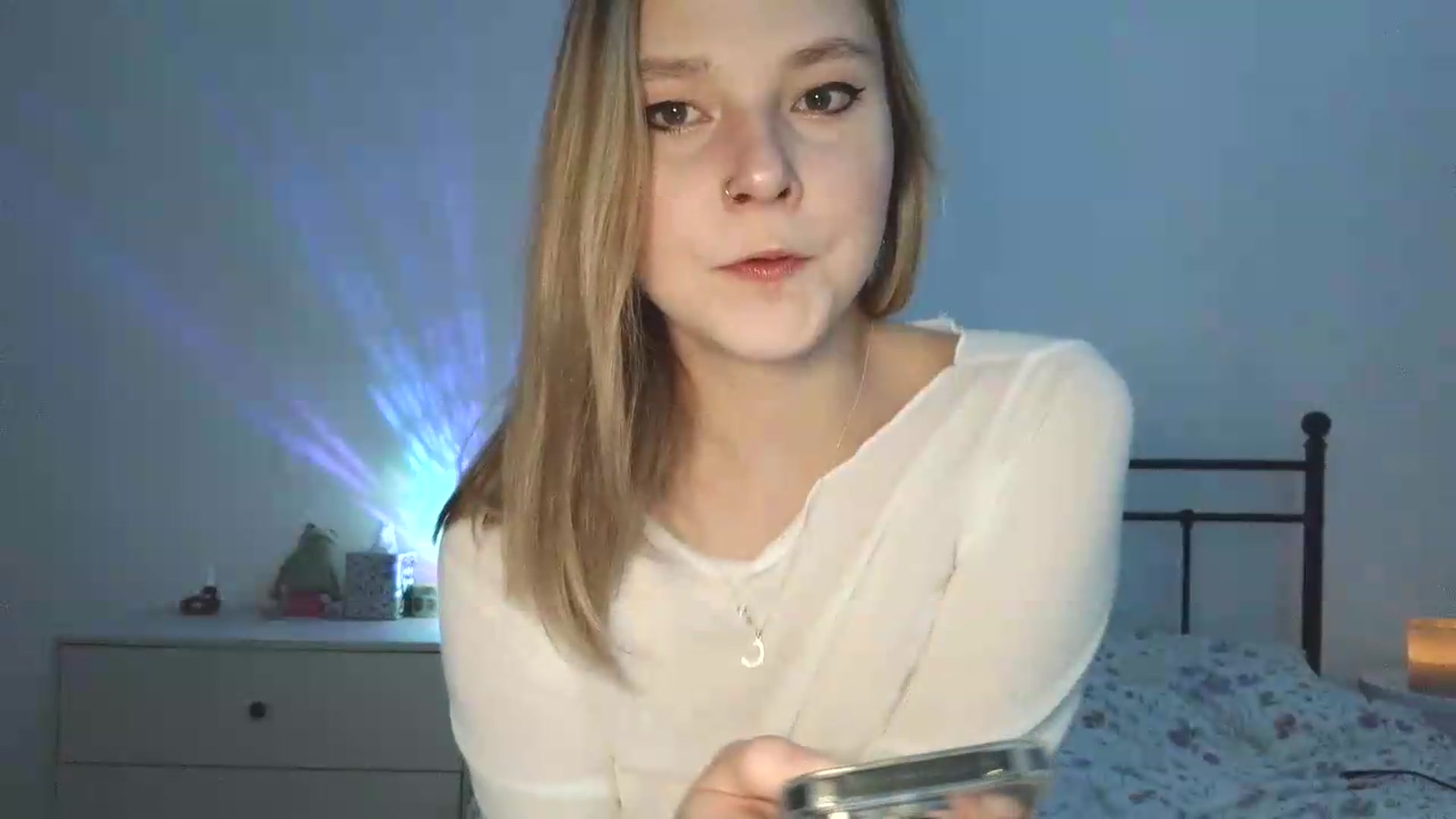 Gallery image thumbnail from Punk_Cake's myfreecams stream on, 06/30/2026, 24:02 image 16 of 20