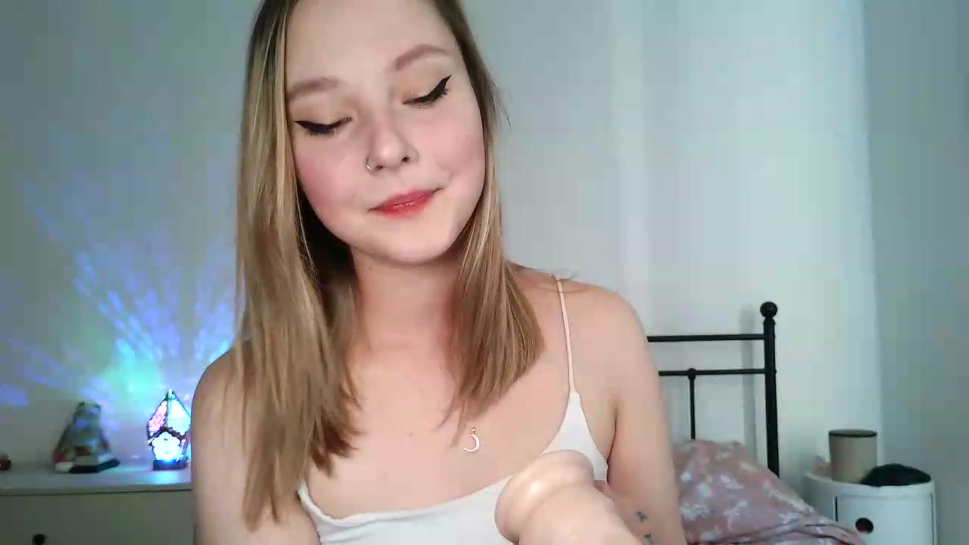 Gallery image thumbnail from Punk_Cake's myfreecams stream on, 07/22/2026, 20:13 image 13 of 20