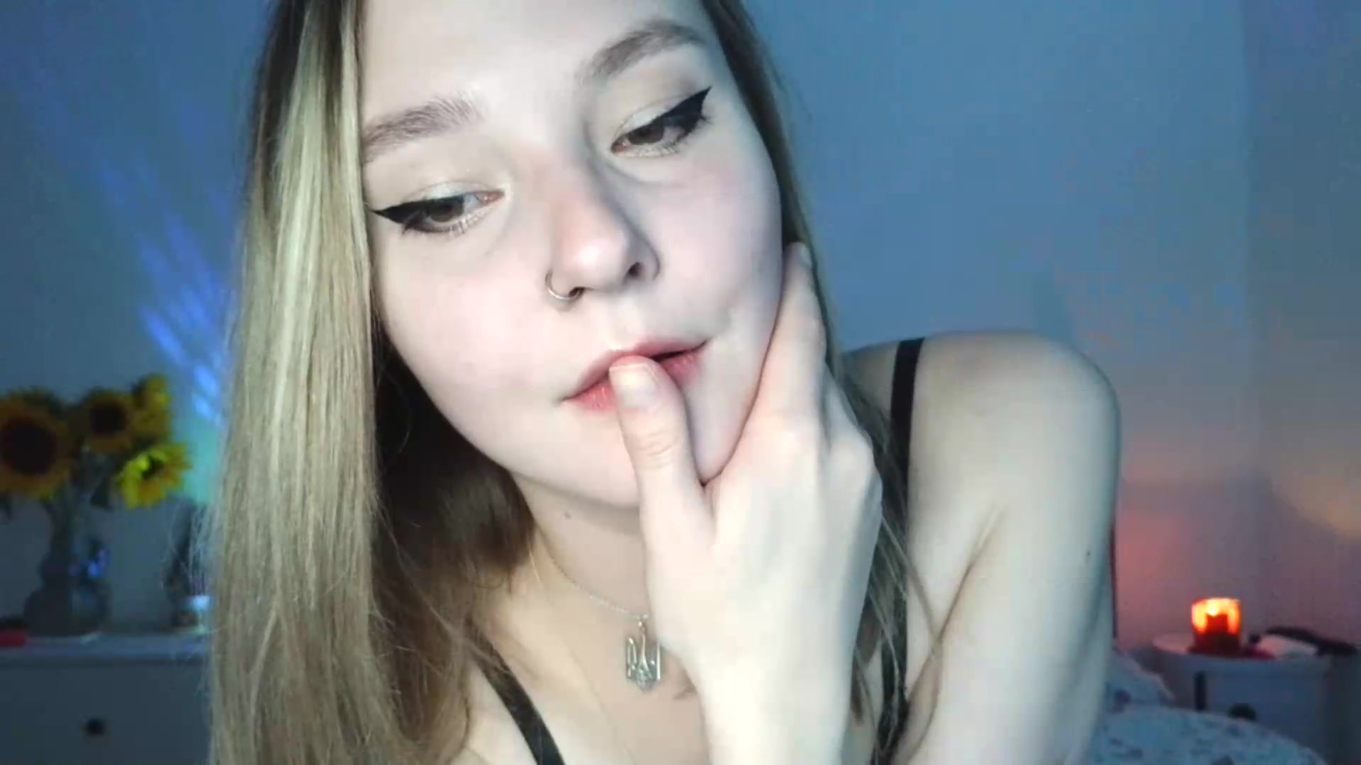Gallery image thumbnail from Punk_Cake's myfreecams stream on, 08/25/2026, 01:23 image 16 of 20