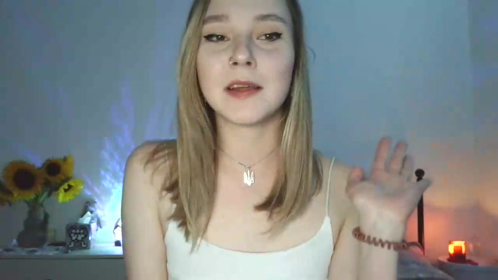 Gallery image thumbnail from Punk_Cake's myfreecams stream on, 08/27/2026, 24:00 image 17 of 20