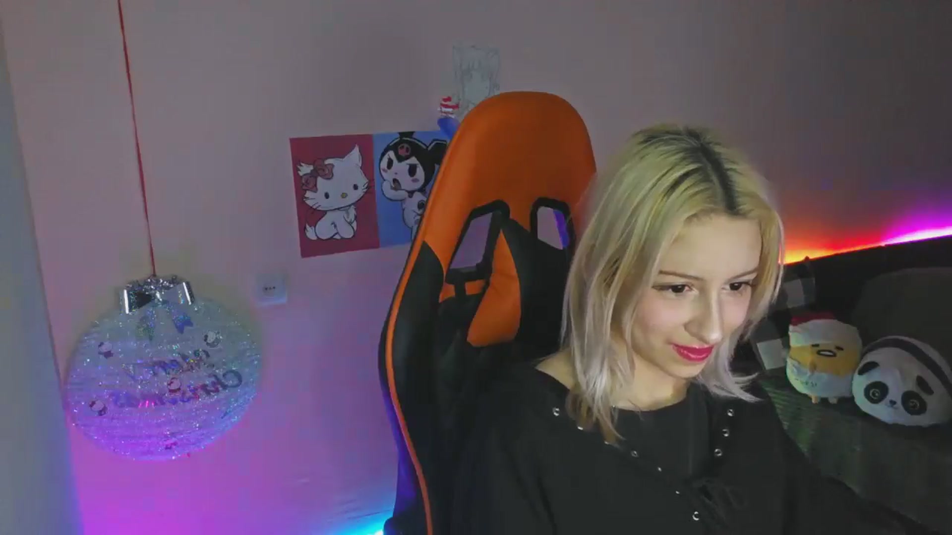 Gallery image thumbnail from PureBlush_xo's myfreecams stream on, 01/01/2026, 02:06 image 4 of 20