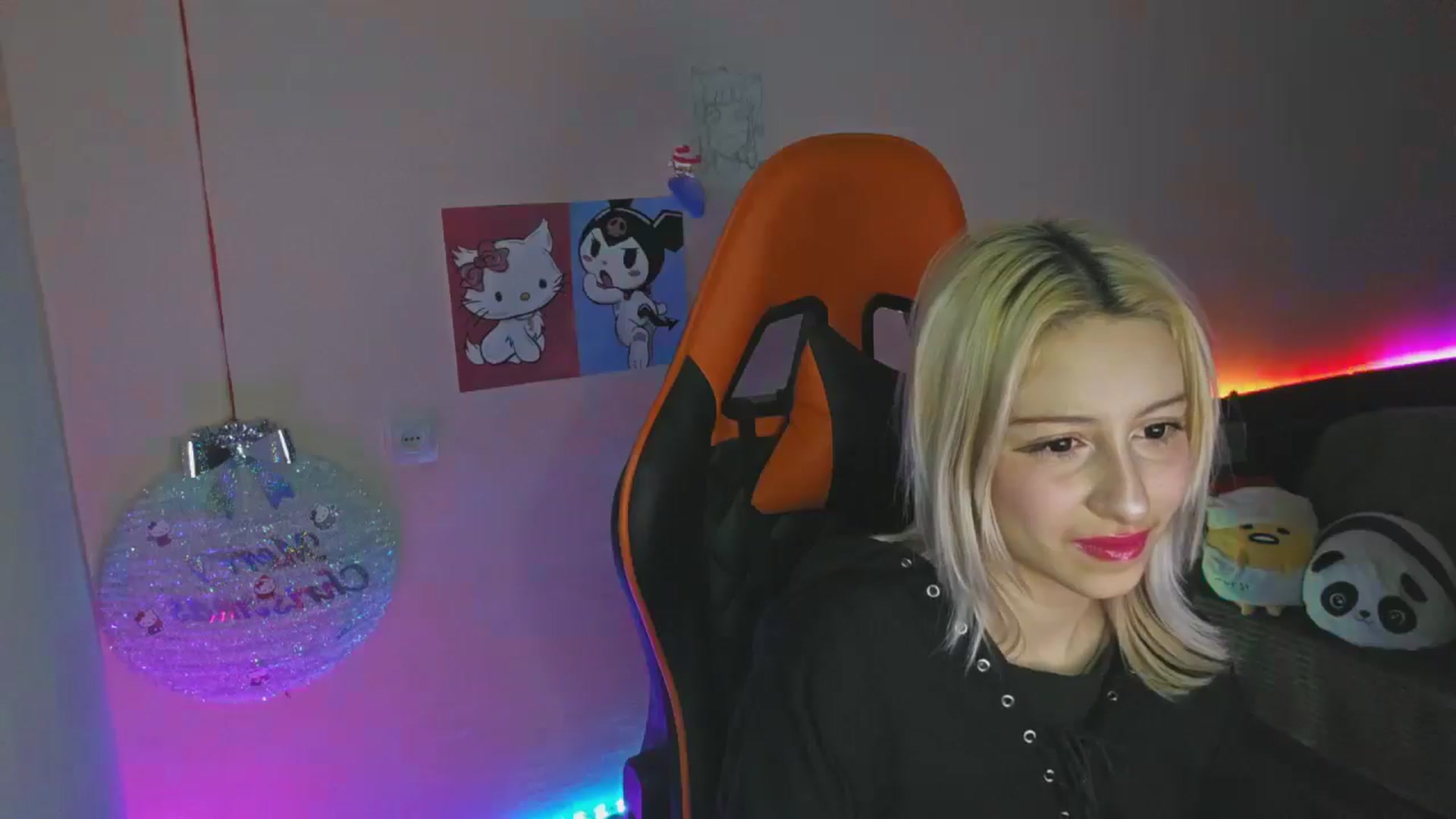Gallery image thumbnail from PureBlush_xo's myfreecams stream on, 01/01/2026, 02:06 image 10 of 20