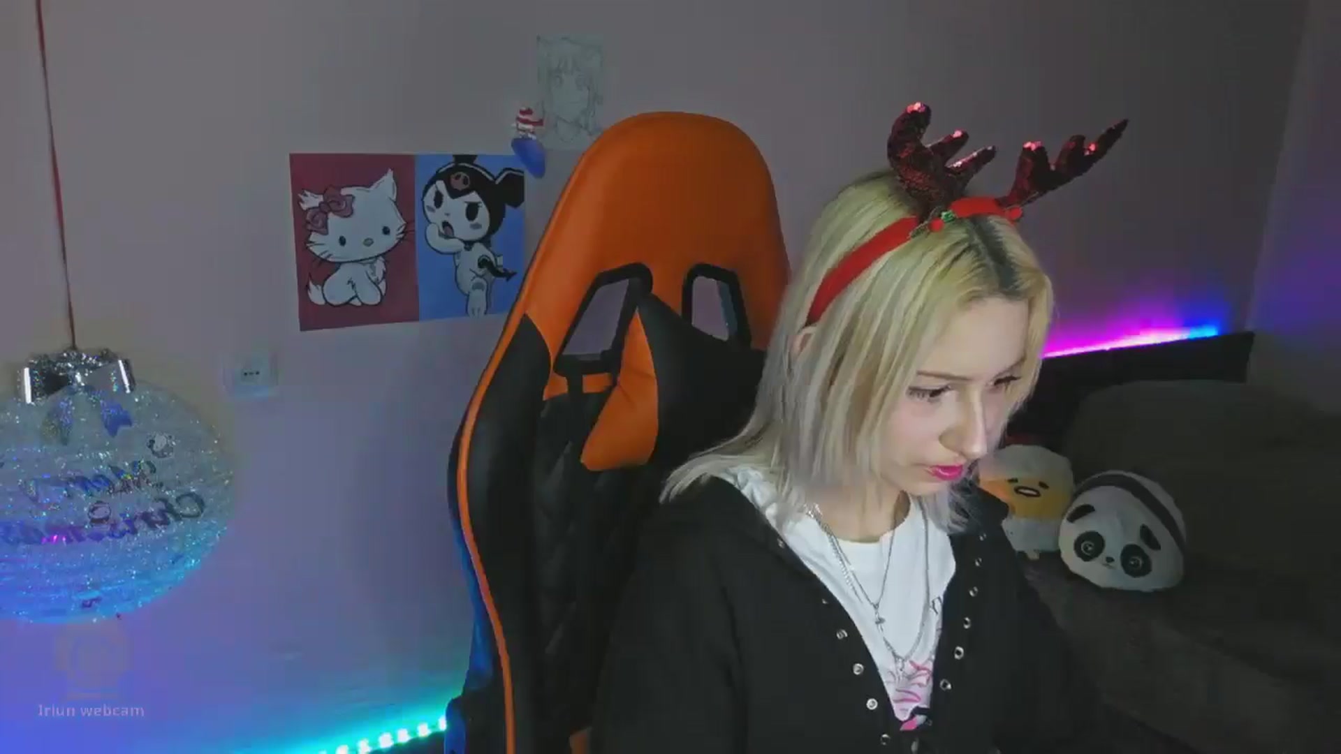 Gallery image thumbnail from PureBlush_xo's myfreecams stream on, 01/02/2026, 24:38 image 10 of 20