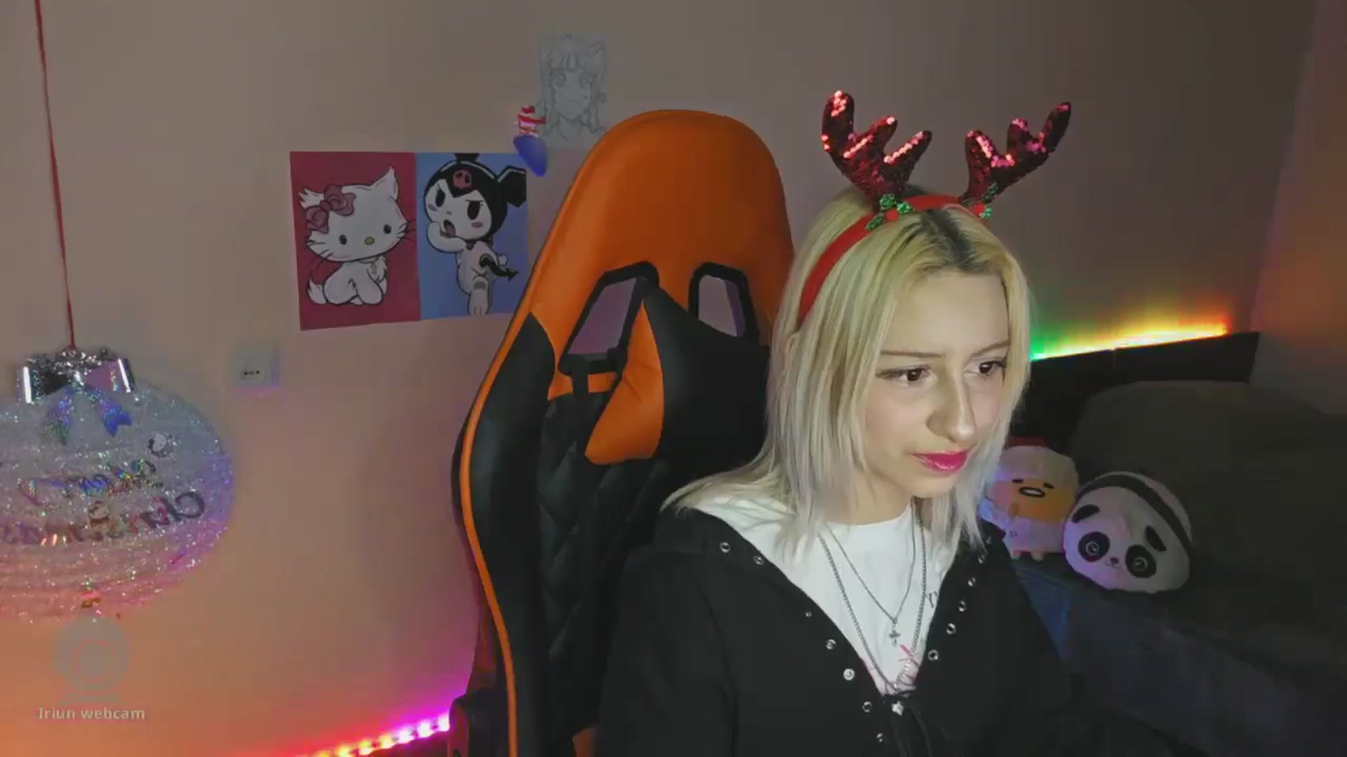 Gallery image thumbnail from PureBlush_xo's myfreecams stream on, 01/02/2026, 24:38 image 15 of 20