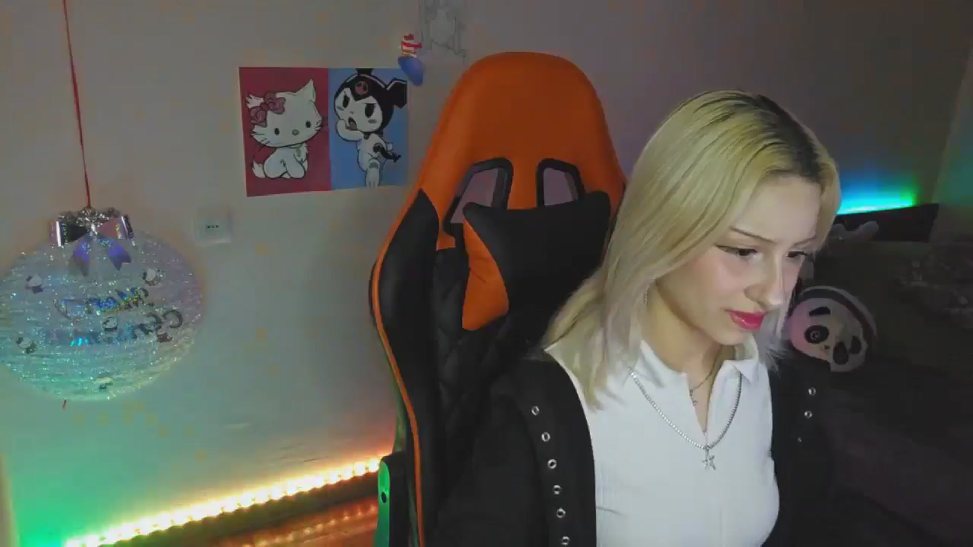 Gallery image thumbnail from PureBlush_xo's myfreecams stream on, 01/12/2026, 05:12 image 2 of 20