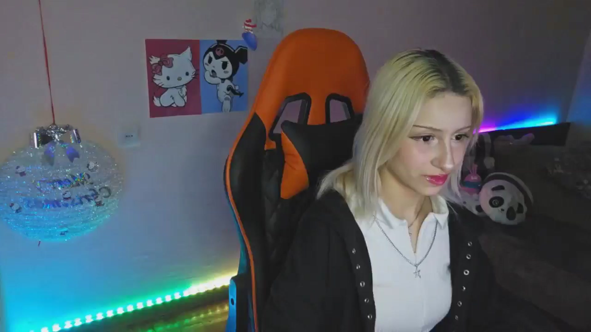 Gallery image thumbnail from PureBlush_xo's myfreecams stream on, 01/12/2026, 05:12 image 3 of 20
