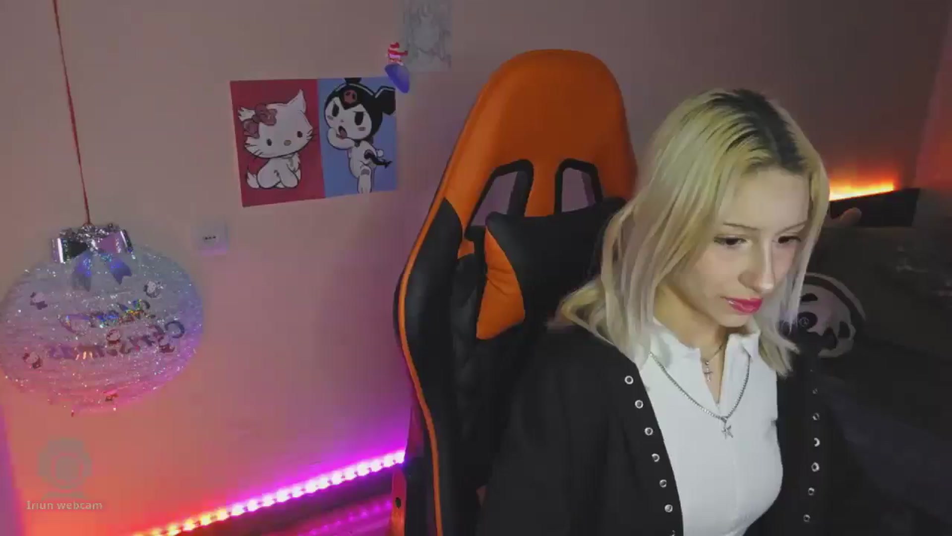 Gallery image thumbnail from PureBlush_xo's myfreecams stream on, 01/12/2026, 05:12 image 12 of 20