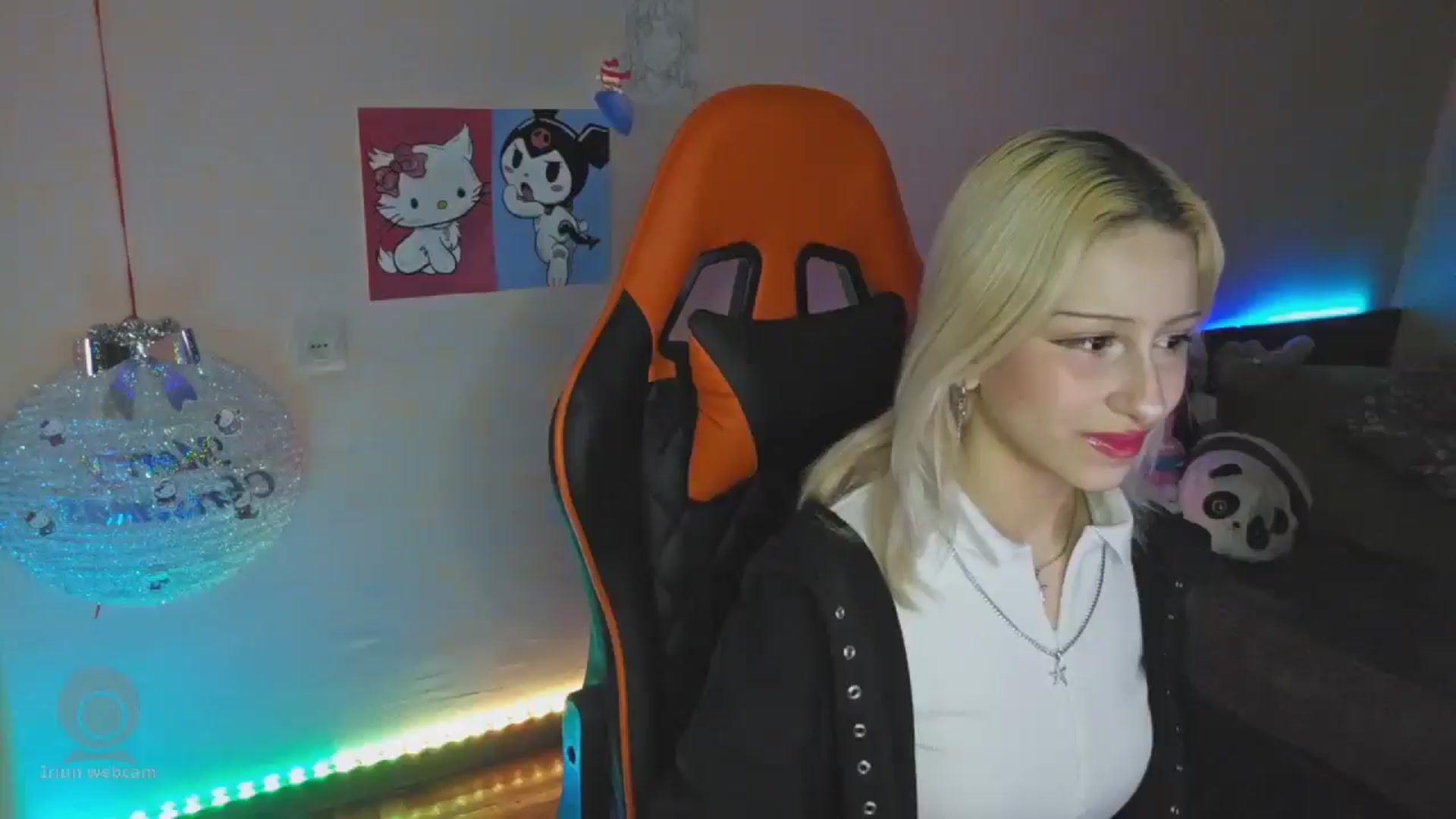 Gallery image thumbnail from PureBlush_xo's myfreecams stream on, 01/12/2026, 05:12 image 1 of 20