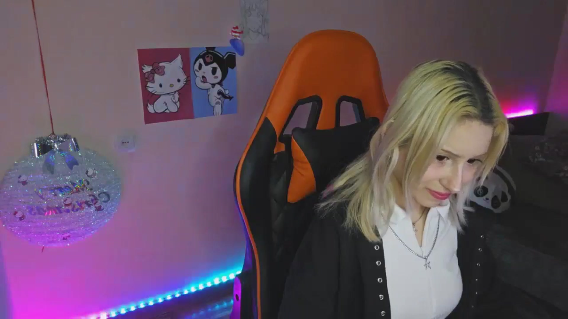 Gallery image thumbnail from PureBlush_xo's myfreecams stream on, 01/12/2026, 05:12 image 9 of 20
