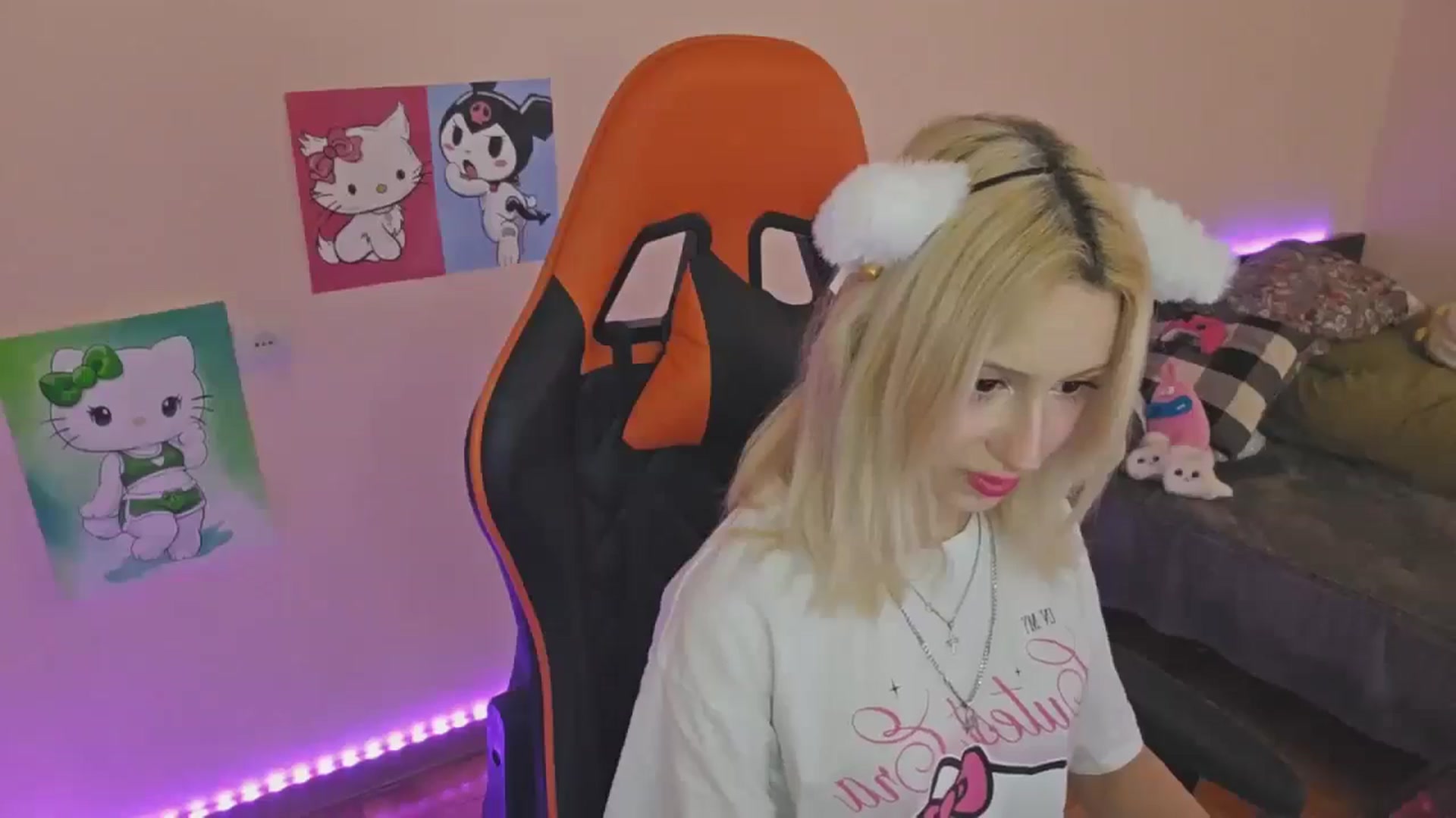 Gallery image thumbnail from PureBlush_xo's myfreecams stream on, 02/23/2026, 07:35 image 5 of 20