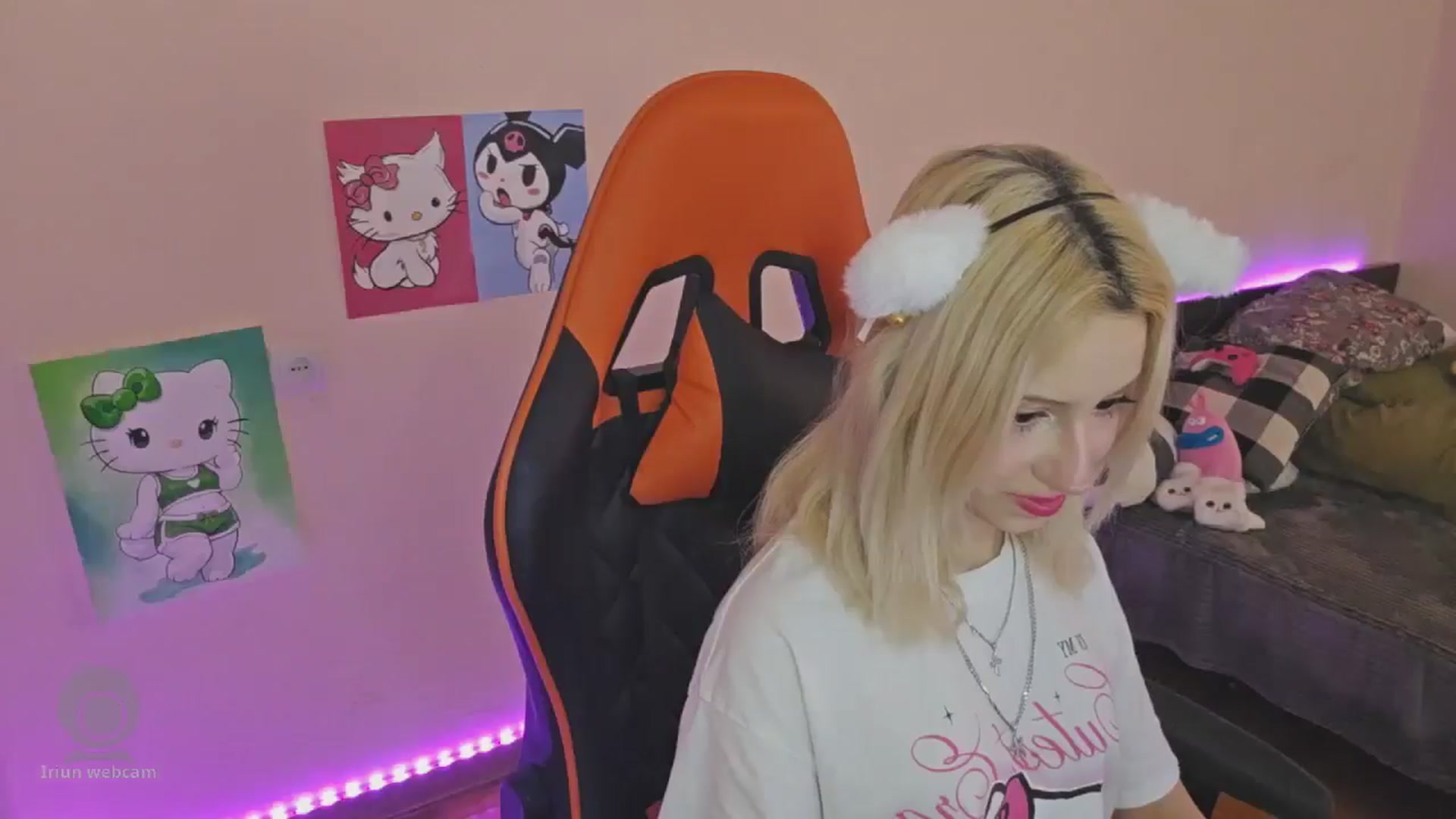 Gallery image thumbnail from PureBlush_xo's myfreecams stream on, 02/23/2026, 07:35 image 19 of 20
