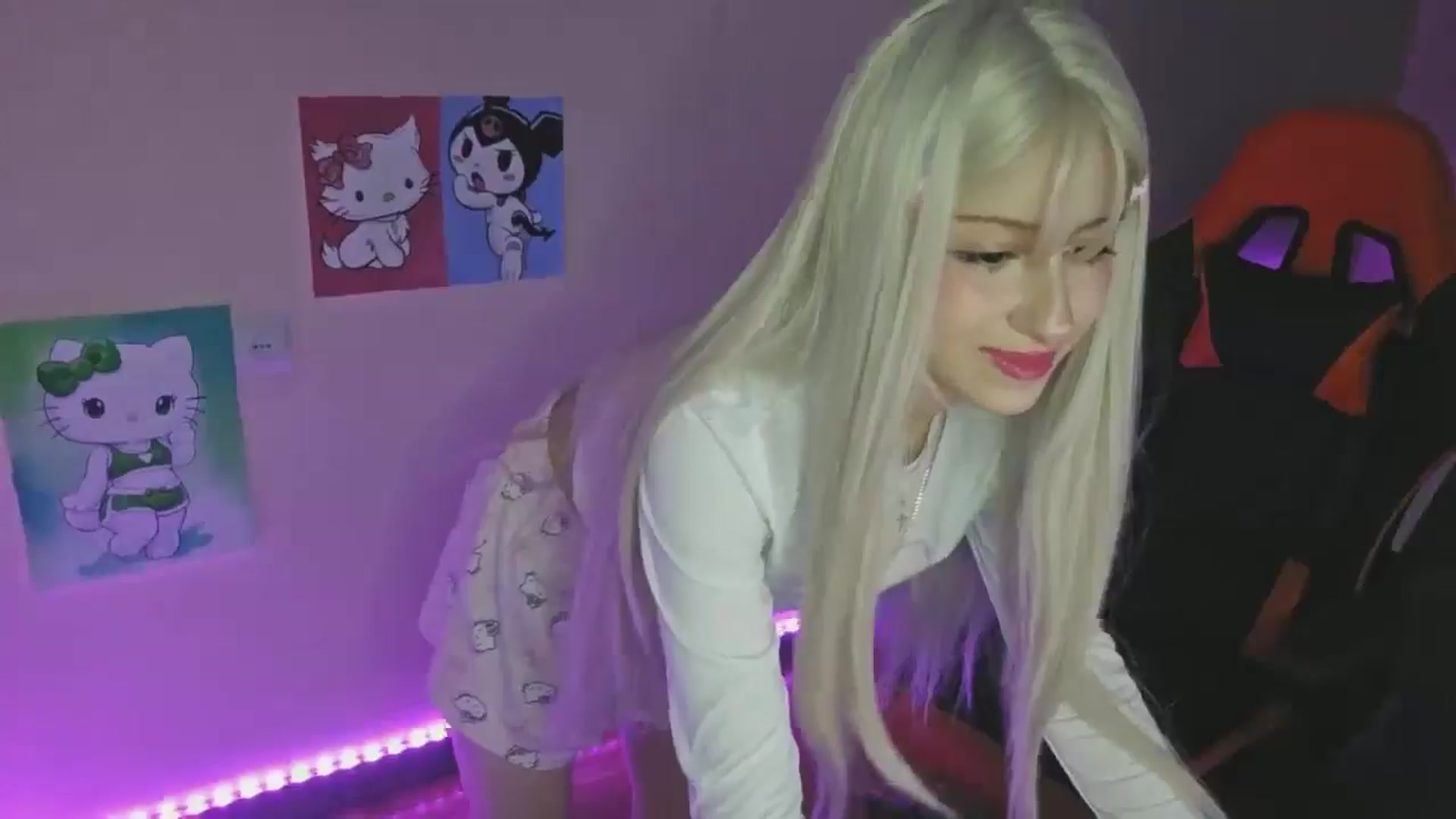 Gallery image thumbnail from PureBlush_xo's myfreecams stream on, 02/24/2026, 04:27 image 8 of 20