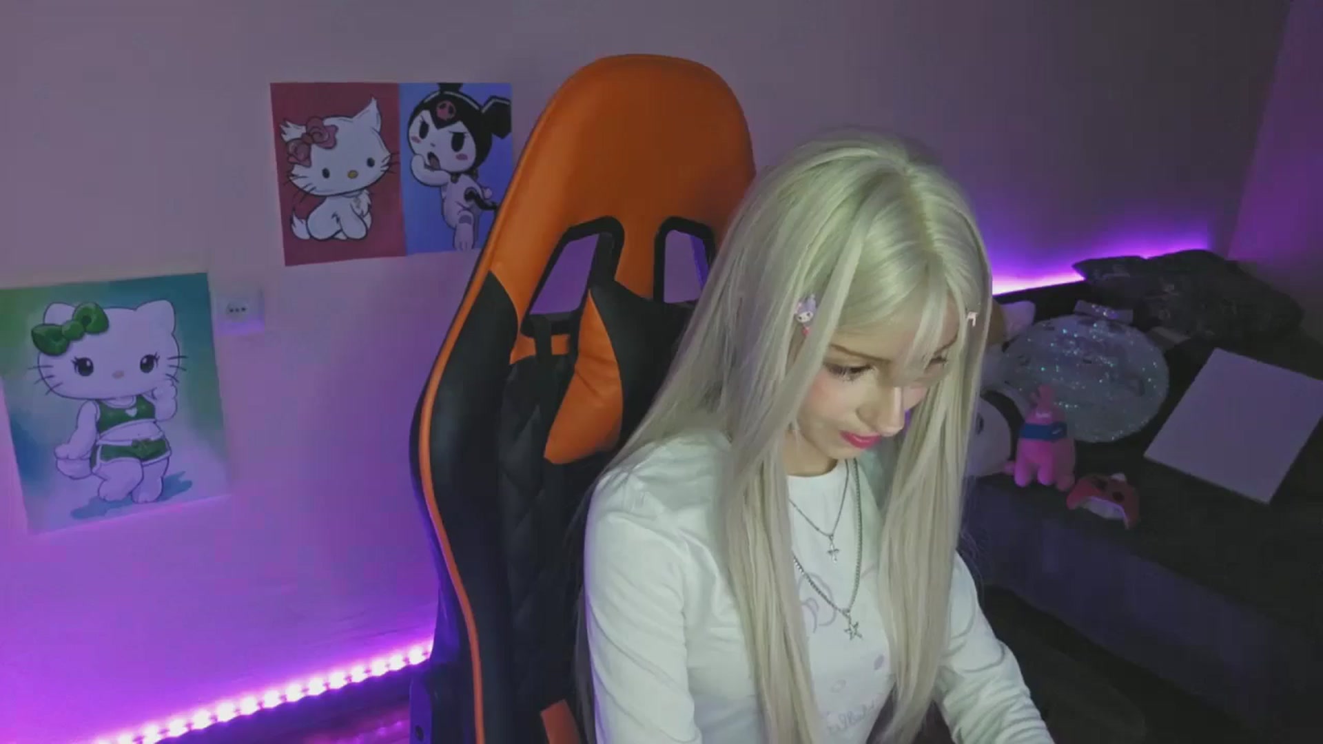 Gallery image thumbnail from PureBlush_xo's myfreecams stream on, 02/24/2026, 04:27 image 17 of 20