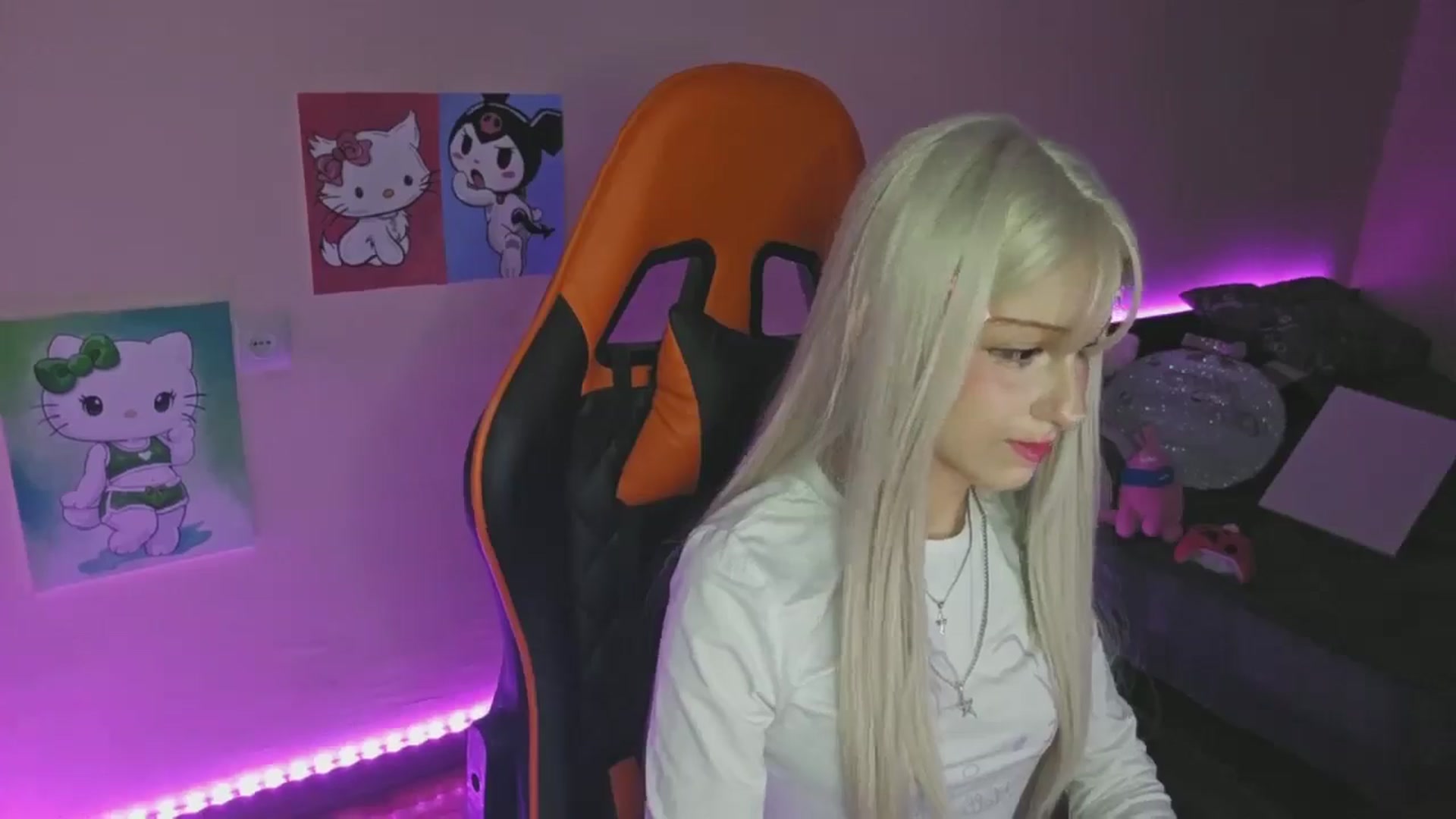 Gallery image thumbnail from PureBlush_xo's myfreecams stream on, 02/24/2026, 04:27 image 11 of 20
